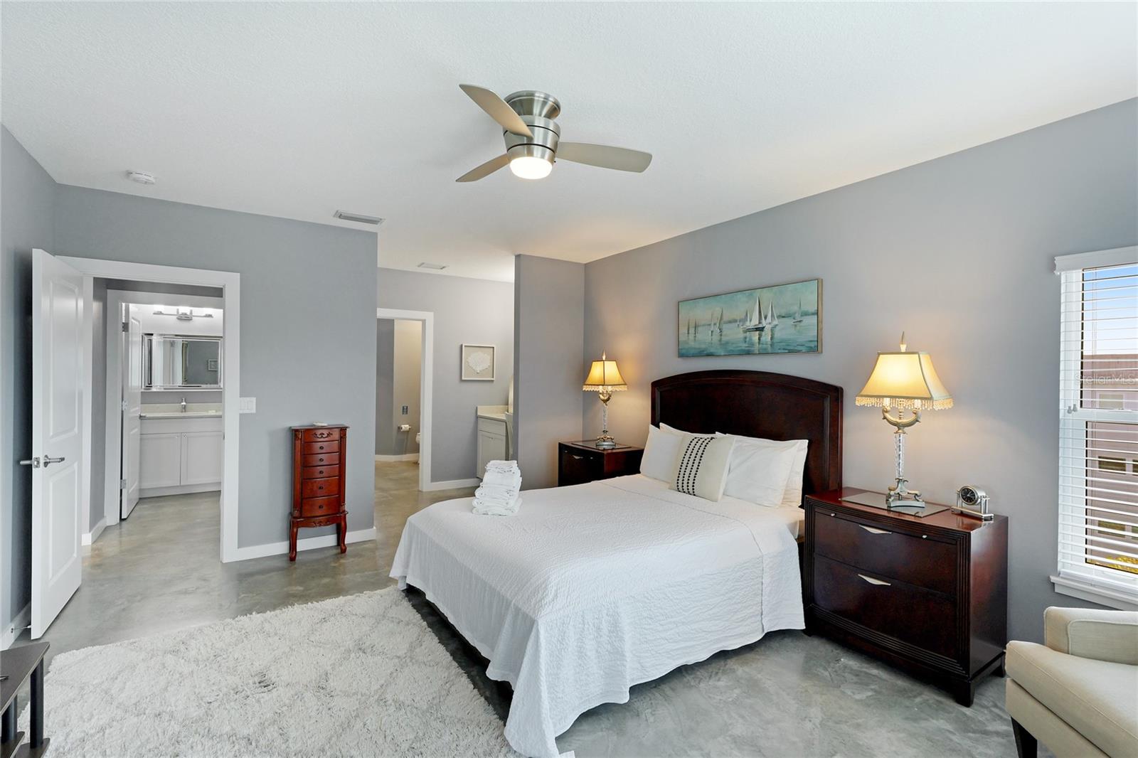 645 BEACH RD