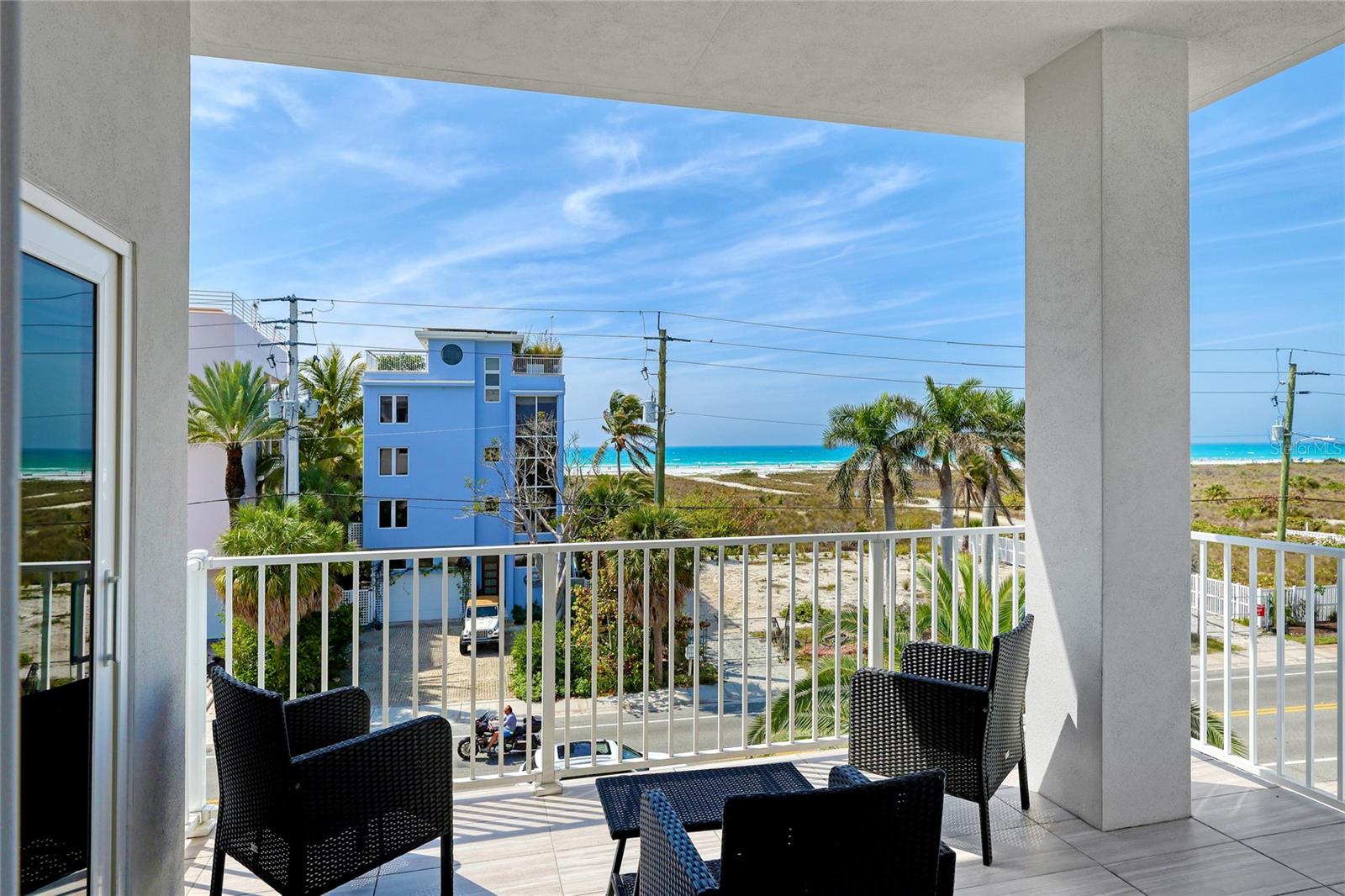 645 BEACH RD