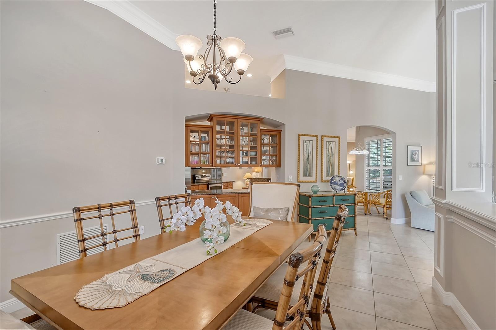 5566 SIESTA ESTATES CT