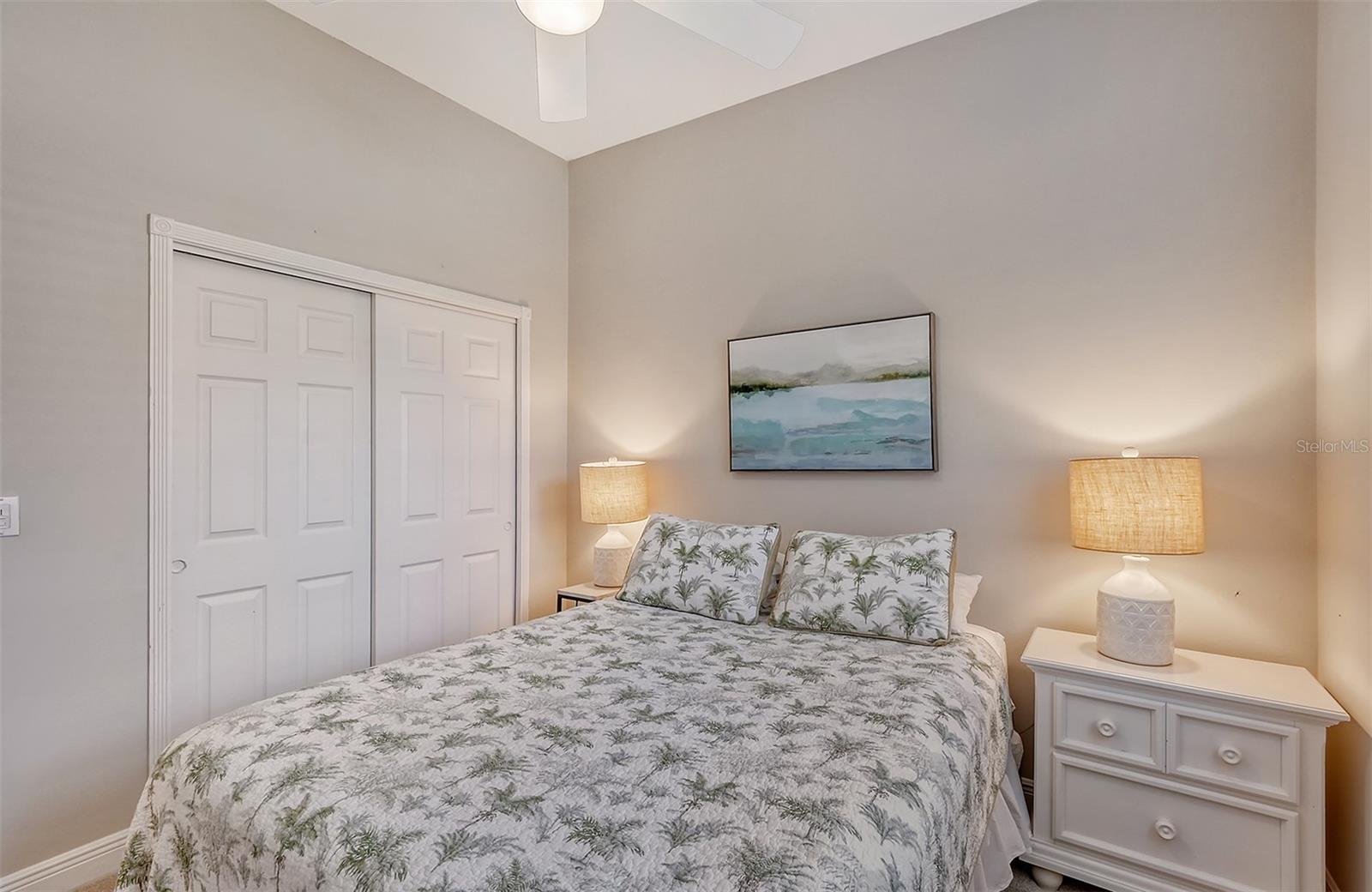 5566 SIESTA ESTATES CT