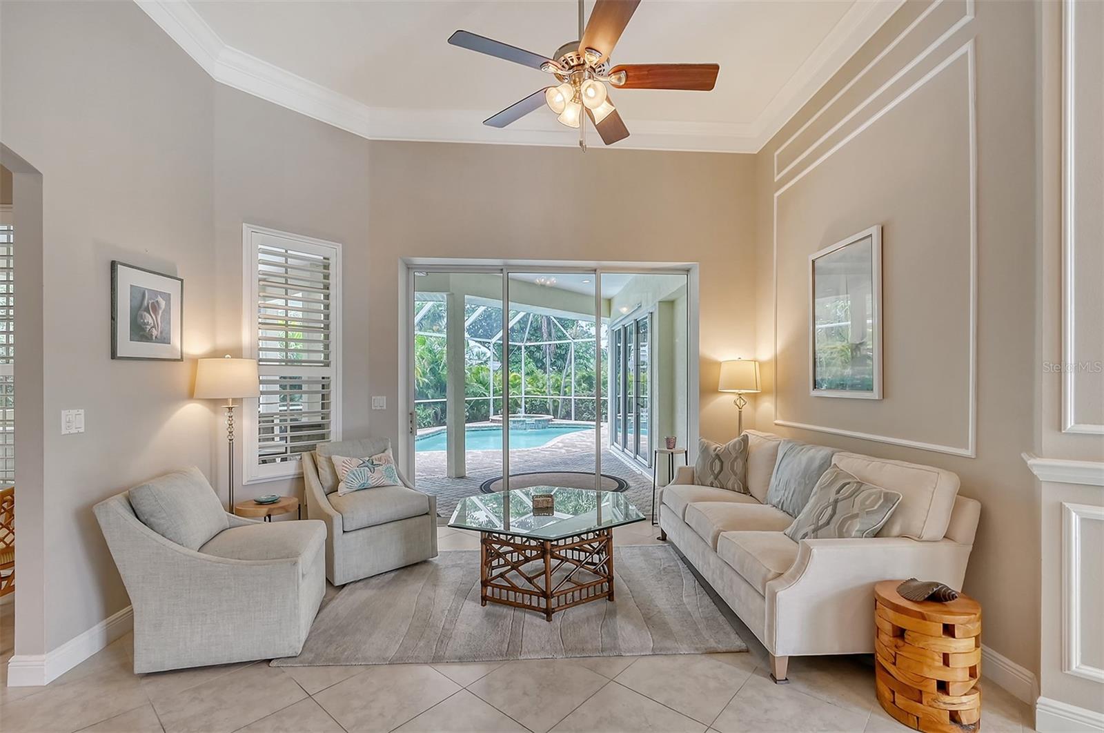 5566 SIESTA ESTATES CT