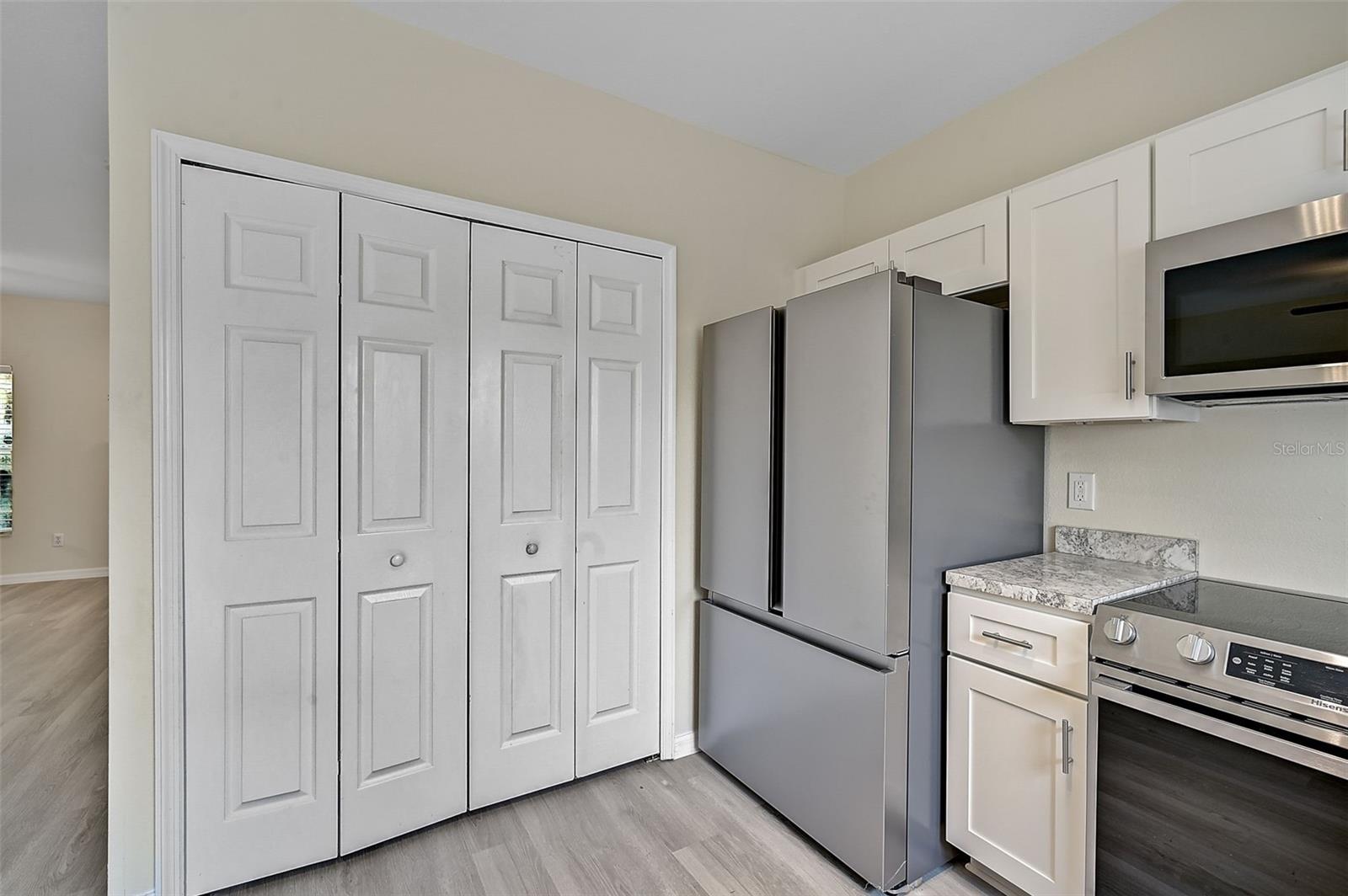 14939 AMBERJACK TER #102