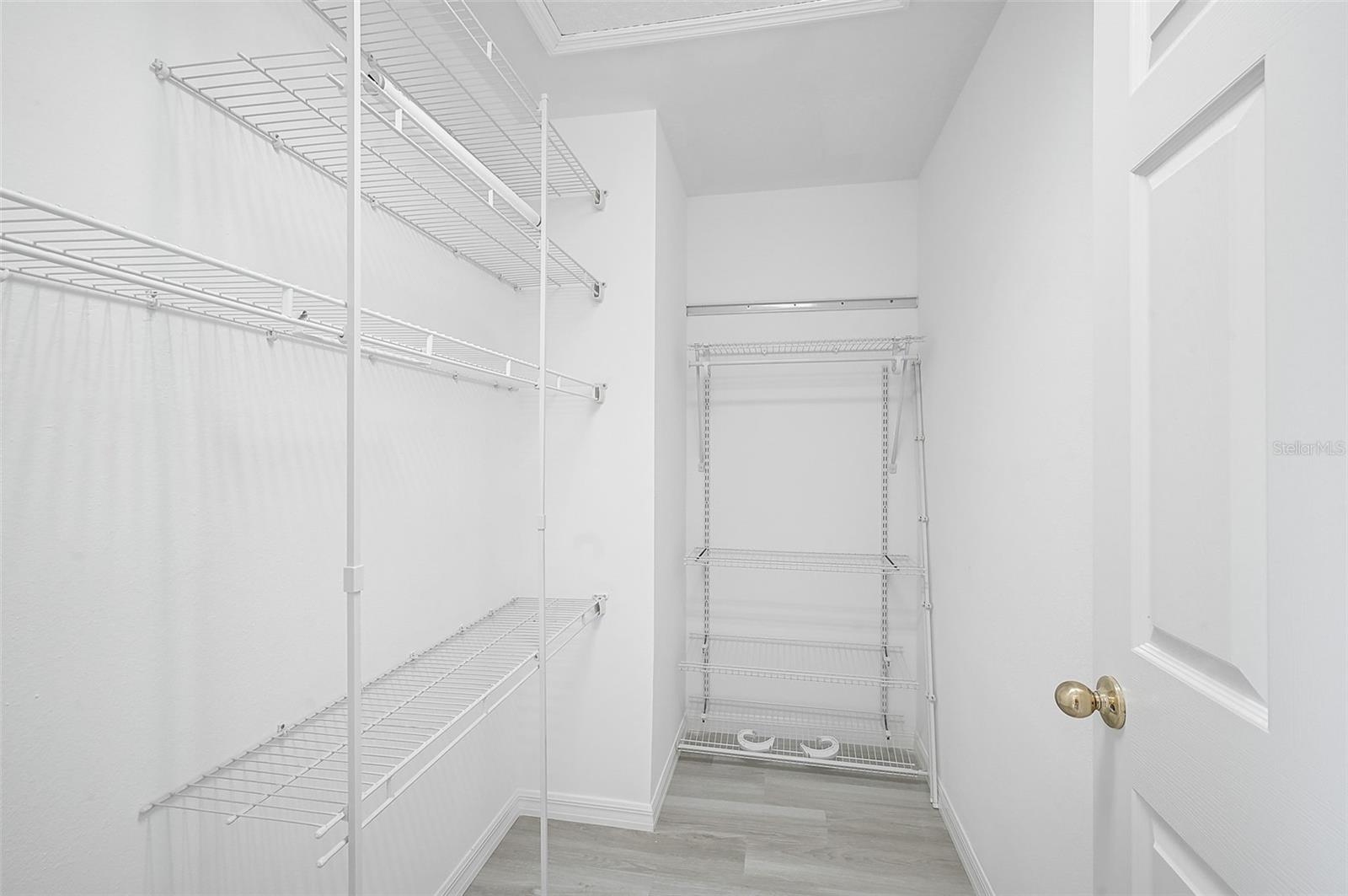 14939 AMBERJACK TER #102