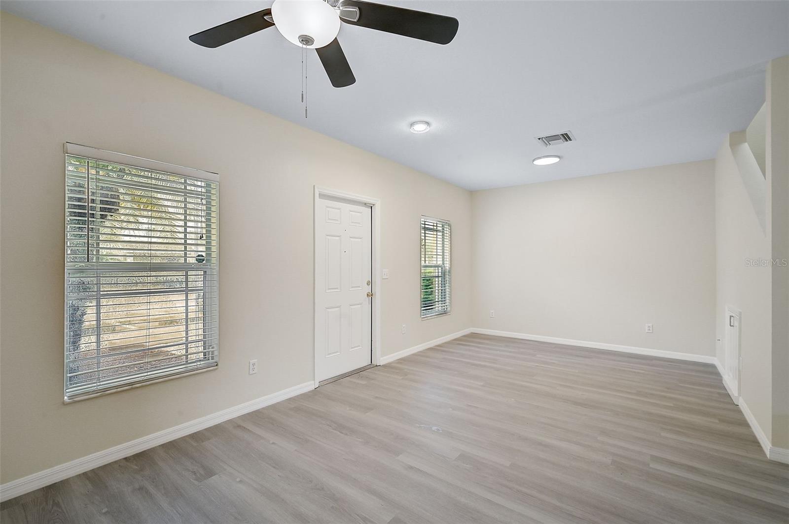 14939 AMBERJACK TER #102