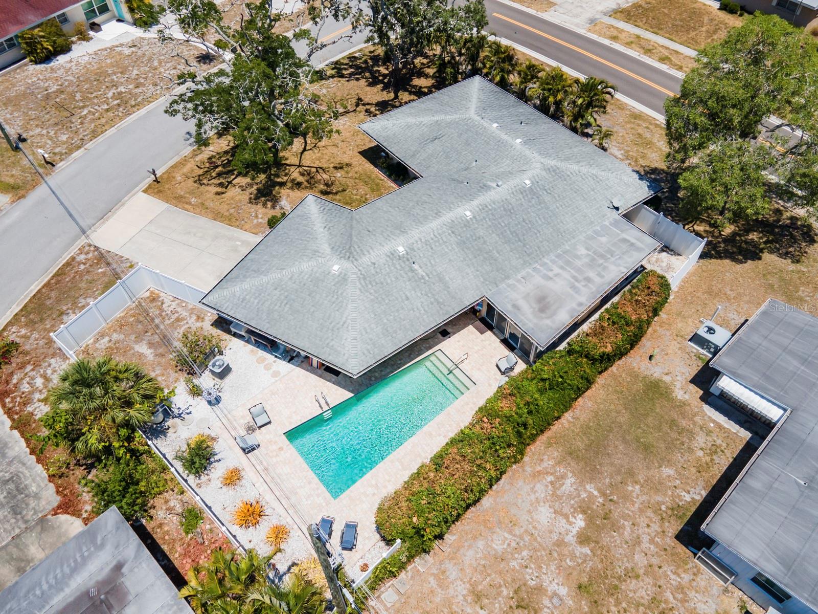 5707 MERRIMAC DR