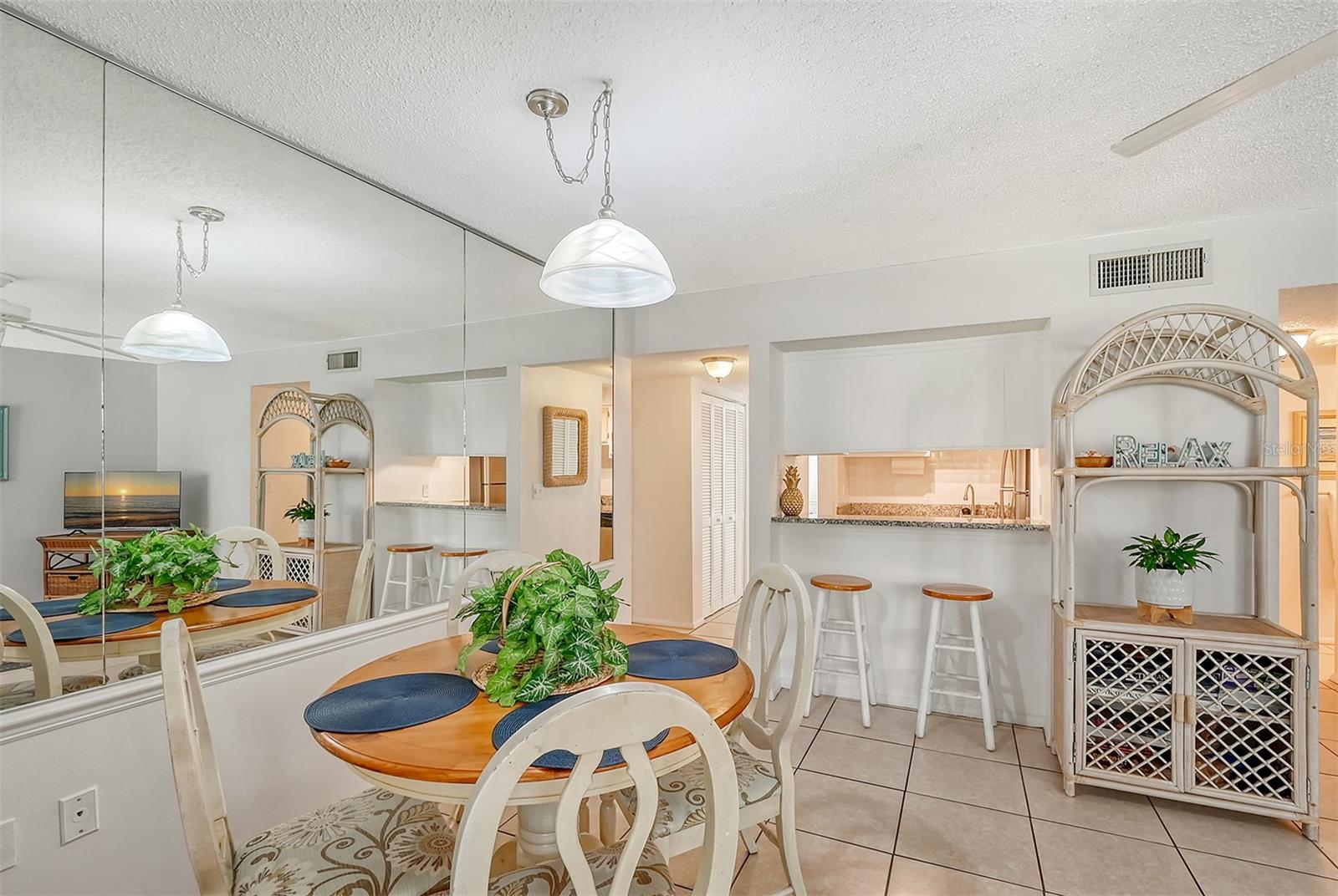 6157 MIDNIGHT PASS RD #G11