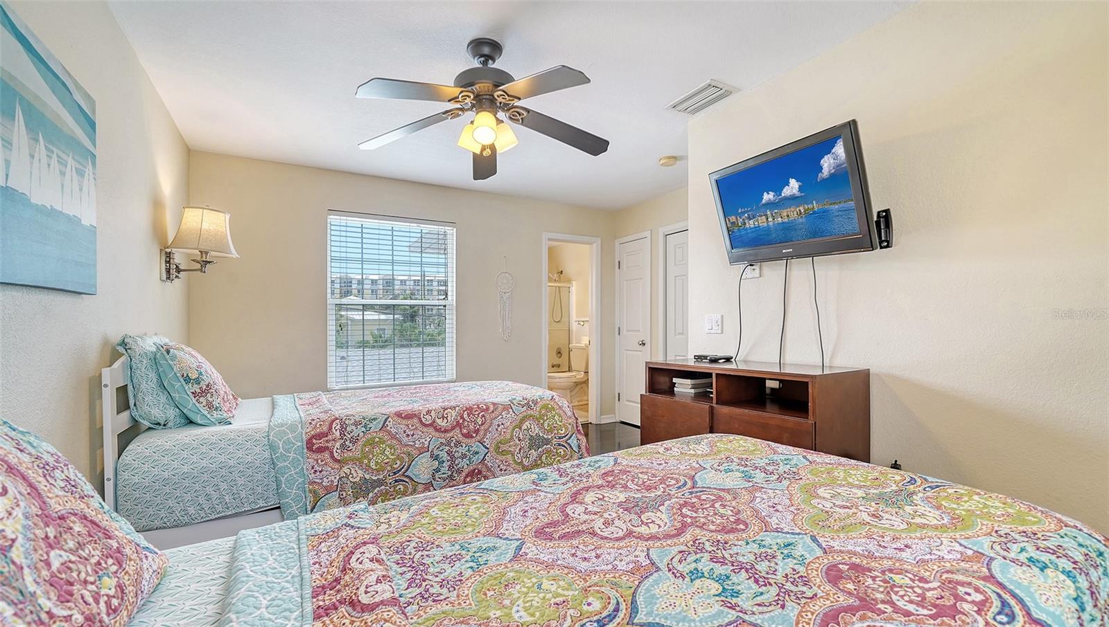 6630 MIDNIGHT PASS RD