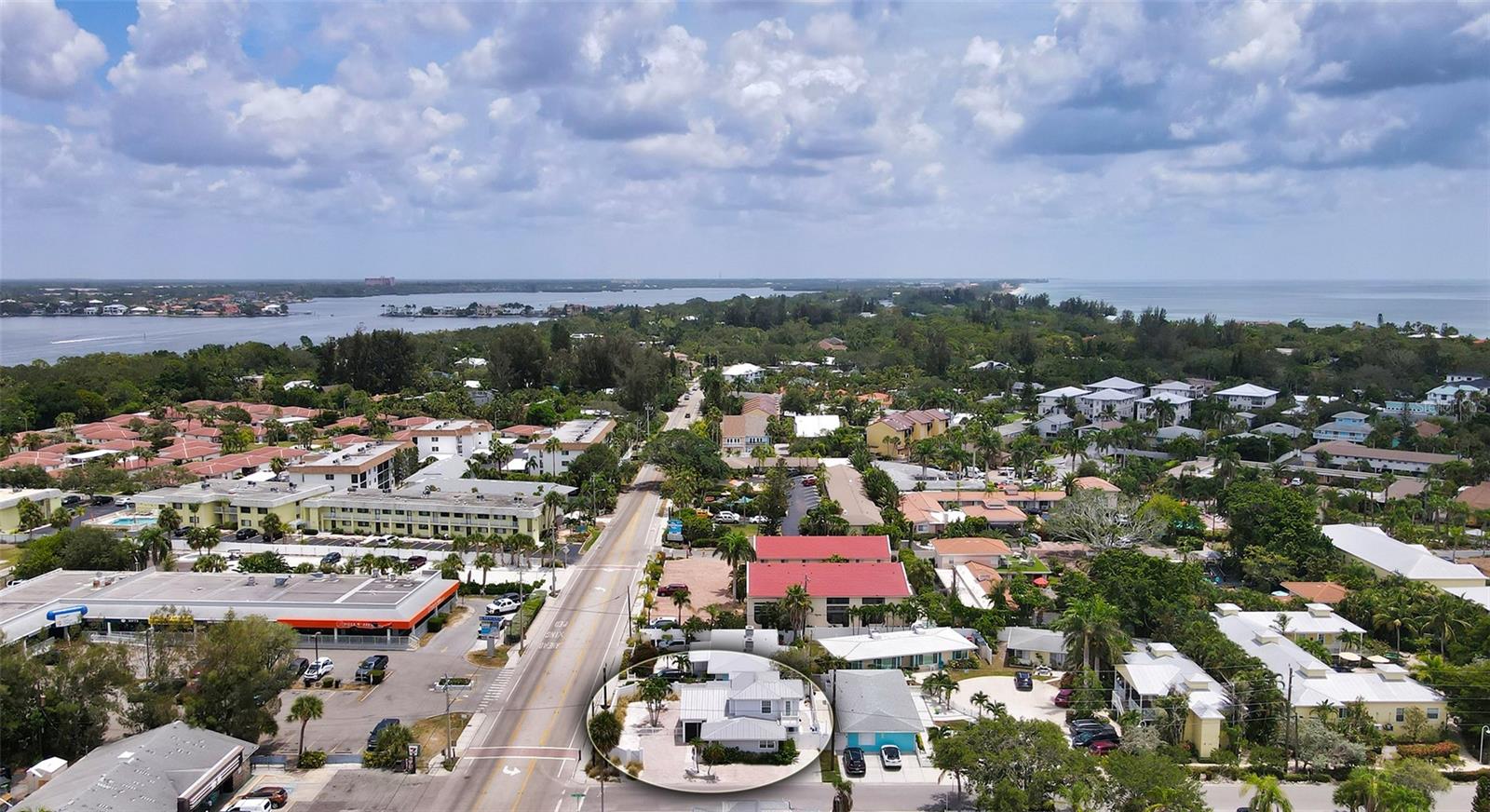 6630 MIDNIGHT PASS RD