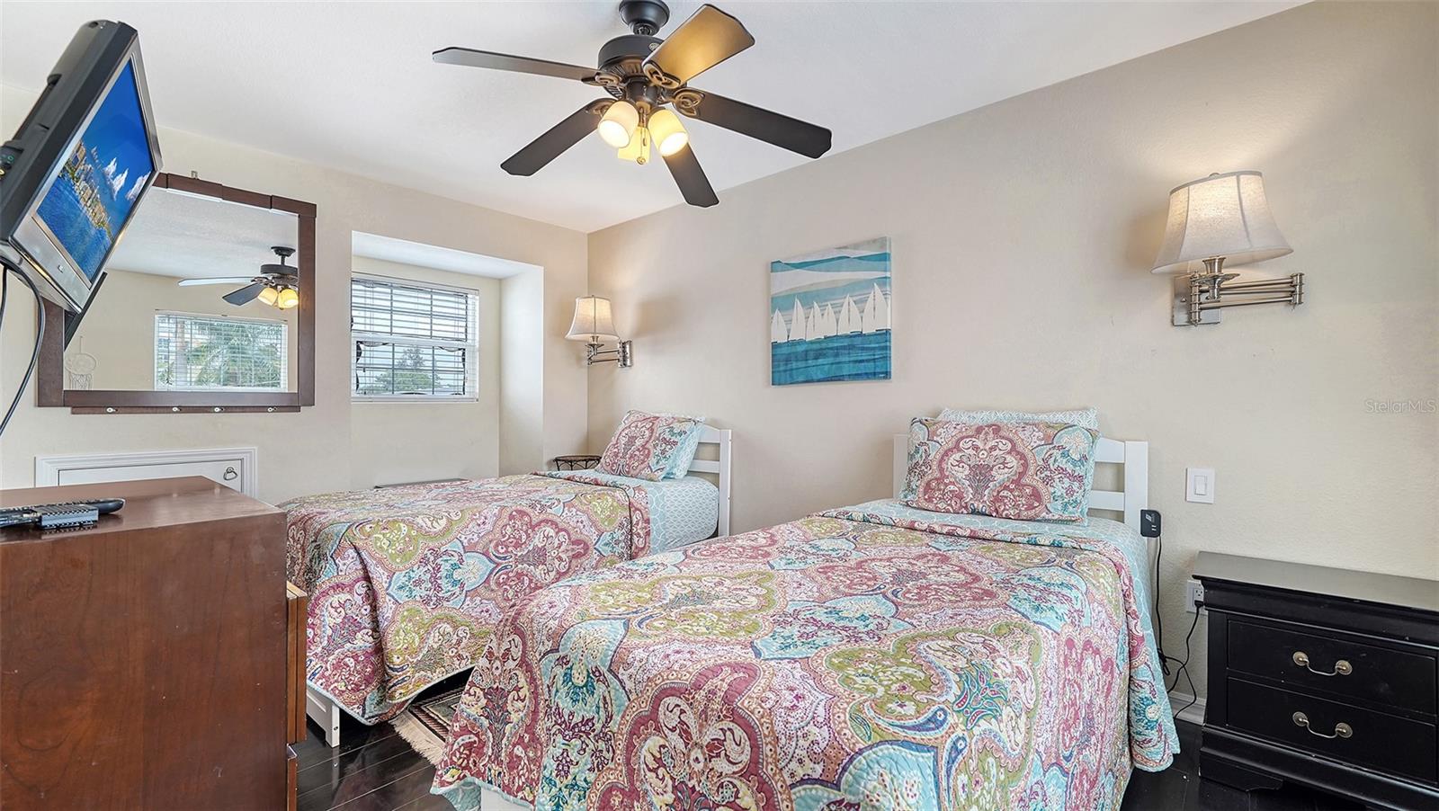 6630 MIDNIGHT PASS RD