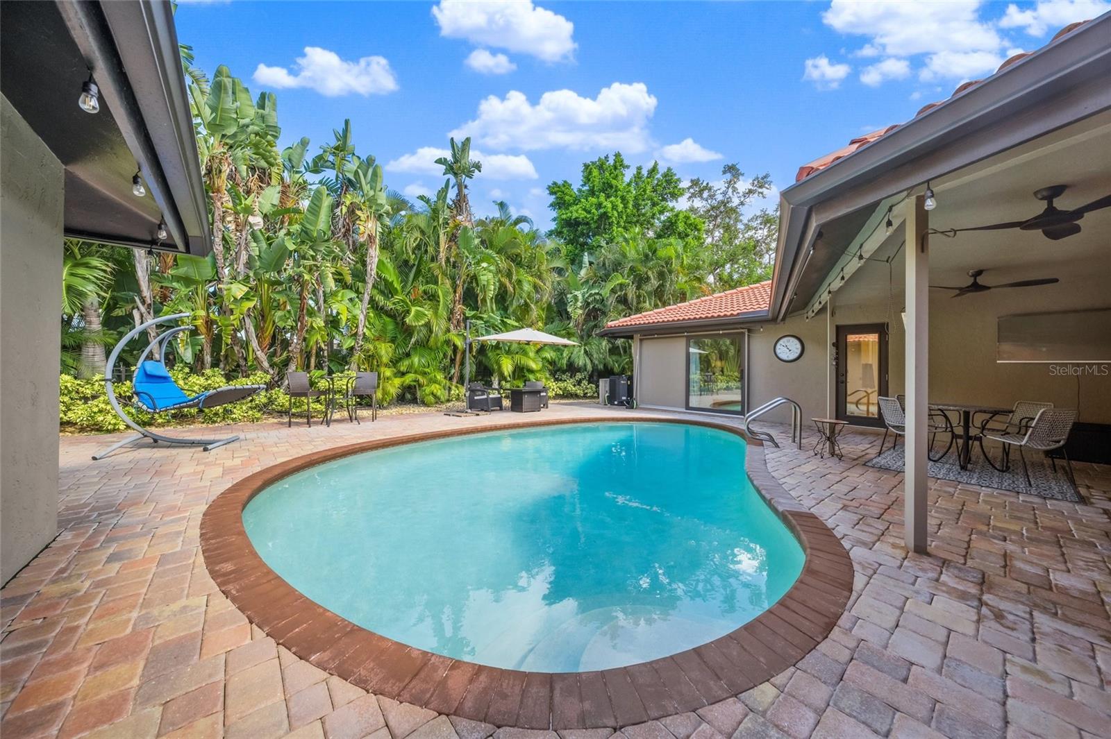 465 PARTRIDGE CIR