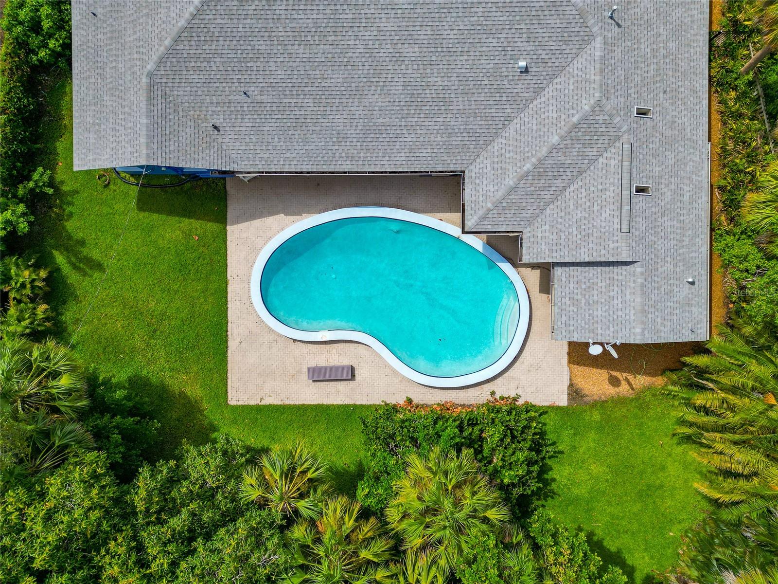 1389 HARBOR DR