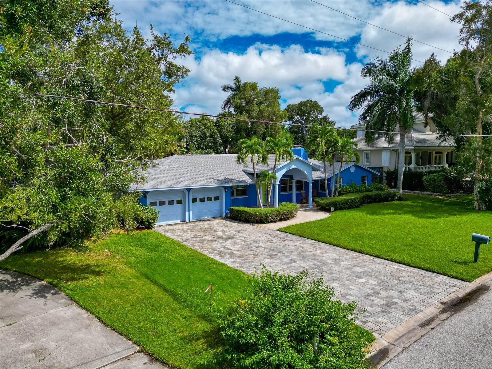 1389 HARBOR DR
