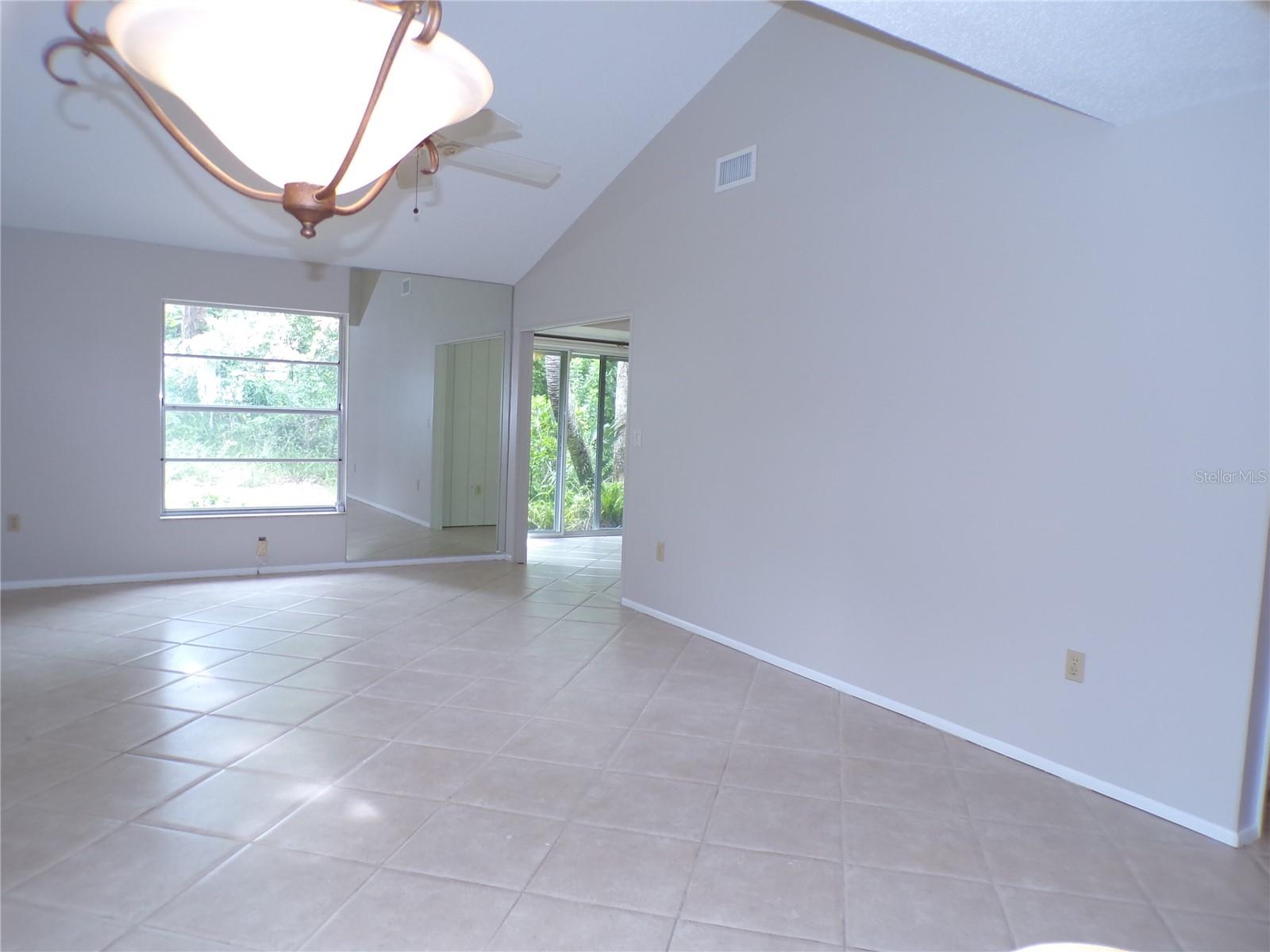 4973 VILLAGE GARDENS DR #50