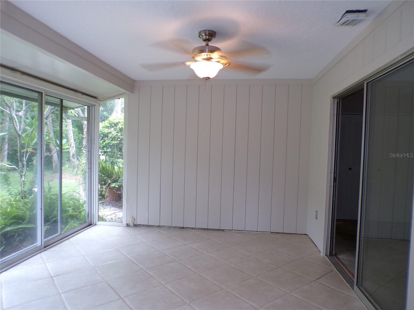 4973 VILLAGE GARDENS DR #50