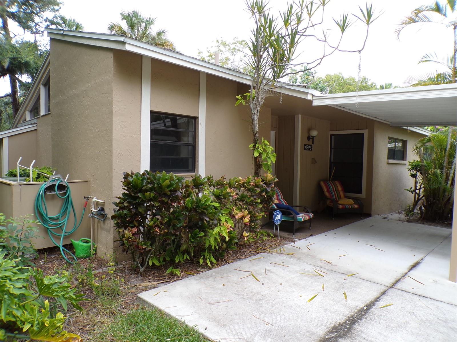 4973 VILLAGE GARDENS DR #50