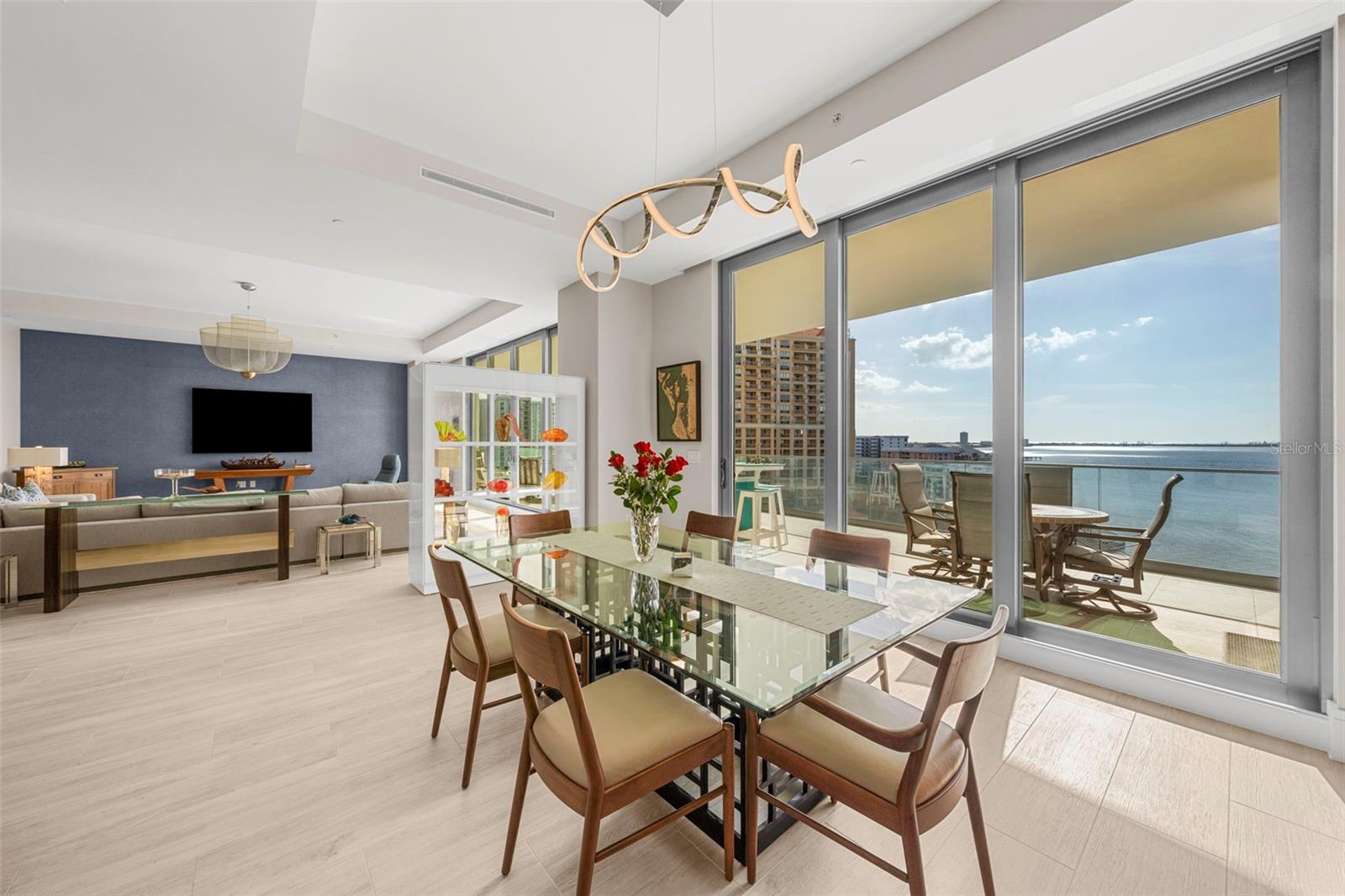 401 QUAY COMMONS #803