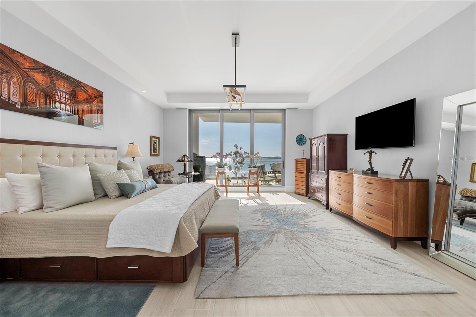 401 QUAY COMMONS #803