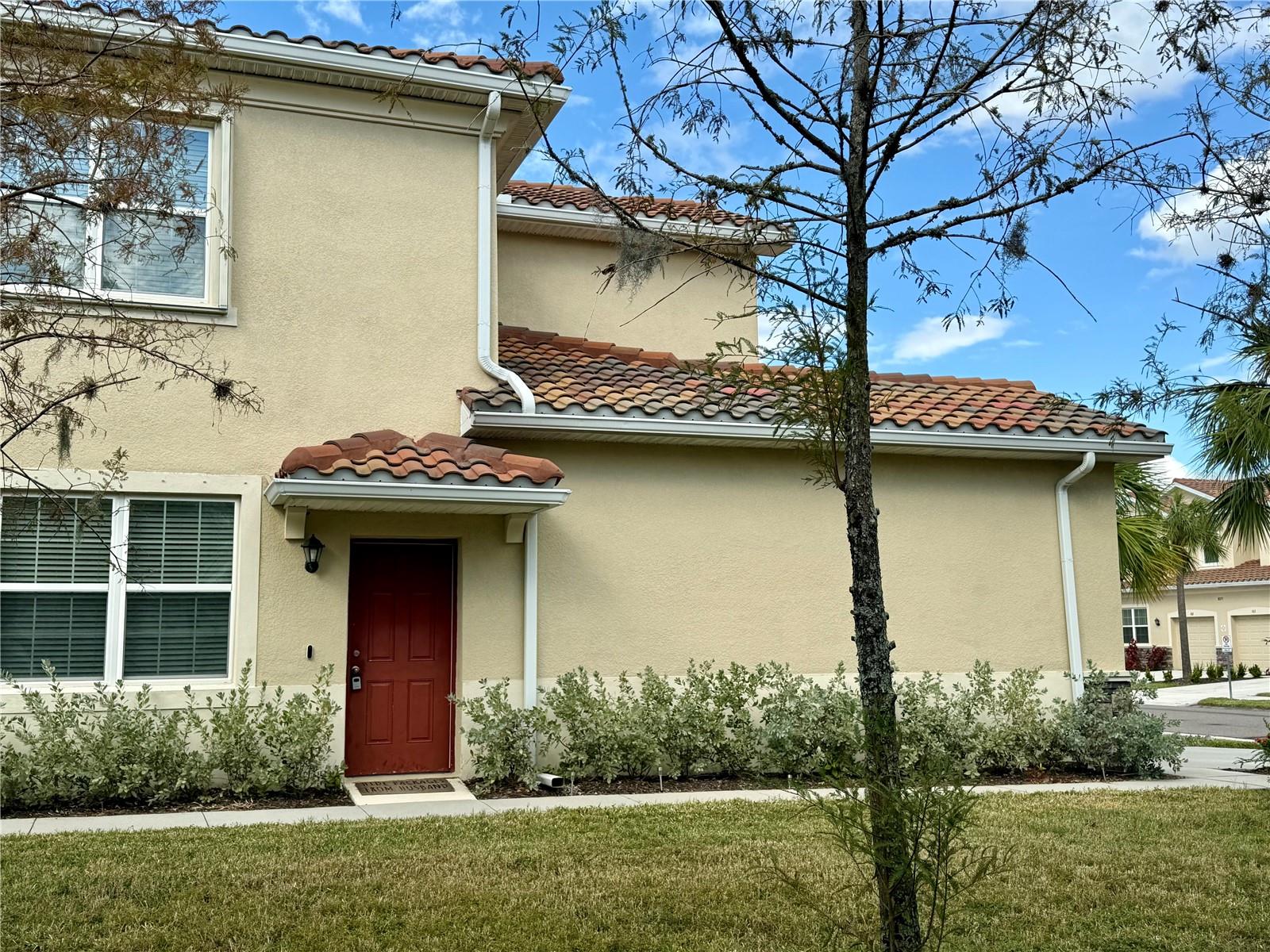 8382 ENCLAVE WAY #101