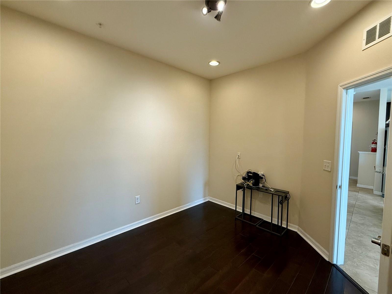 8382 ENCLAVE WAY #101