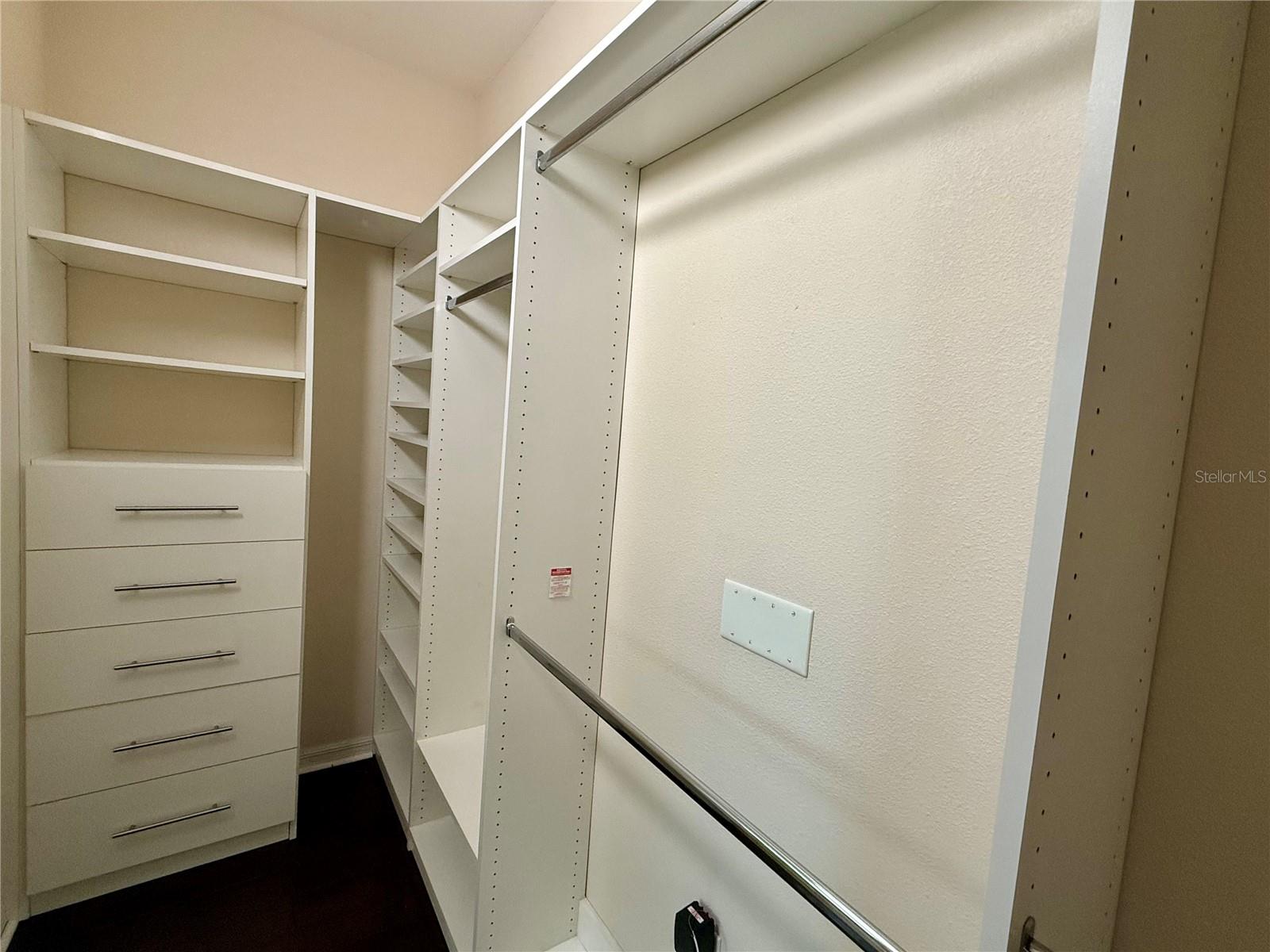 8382 ENCLAVE WAY #101