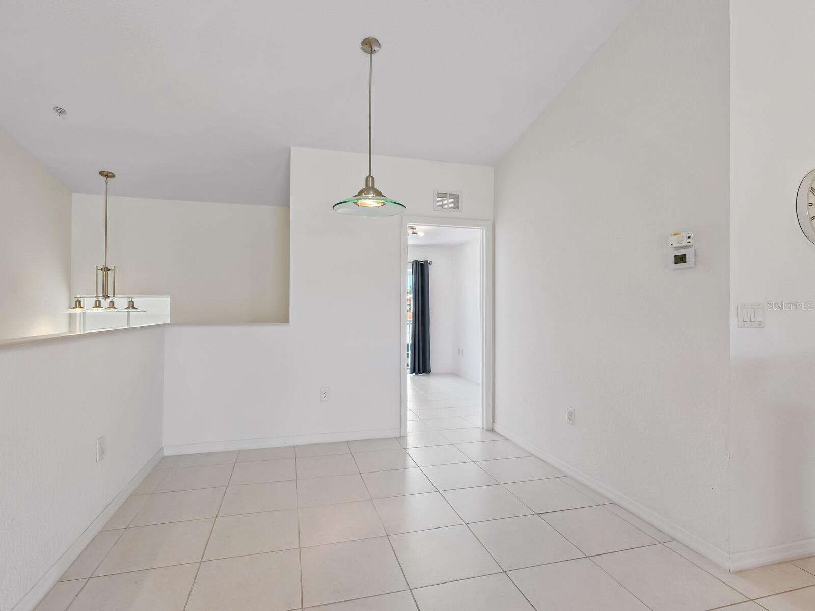 7335 FOUNTAIN PALM CIR #7335