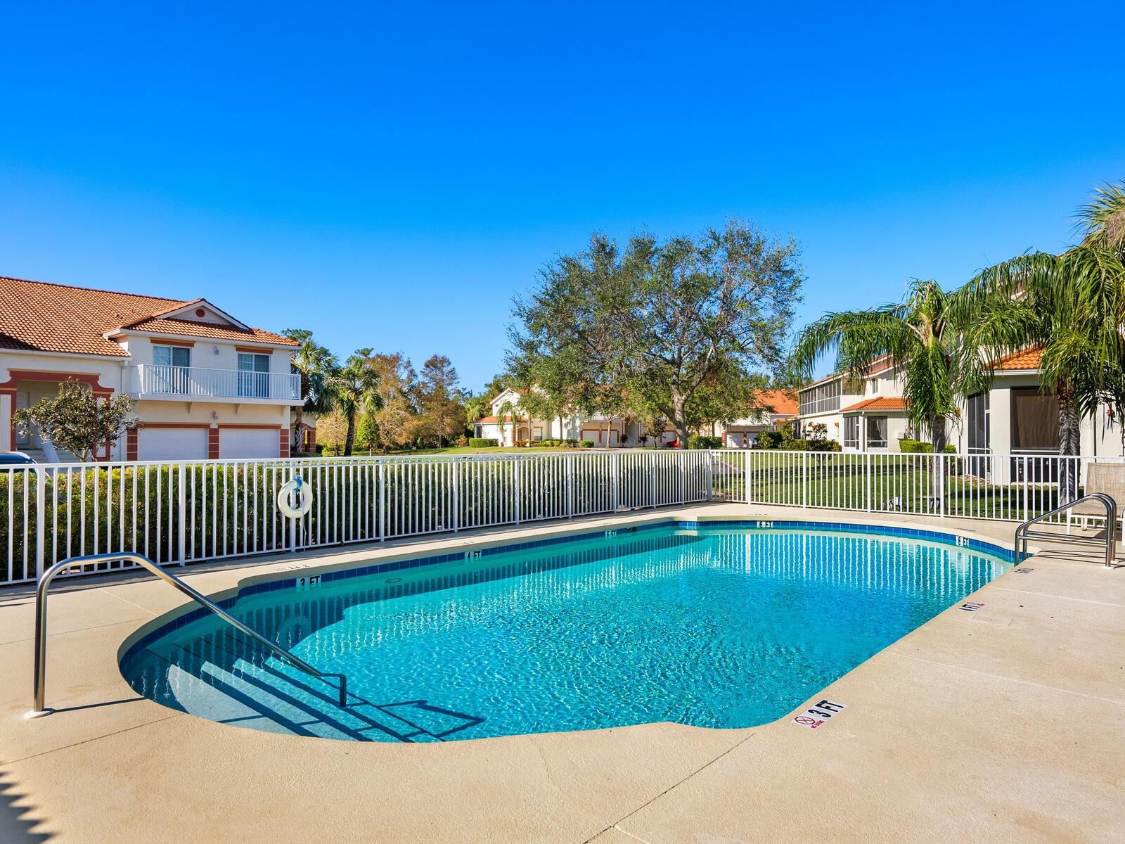7335 FOUNTAIN PALM CIR #7335