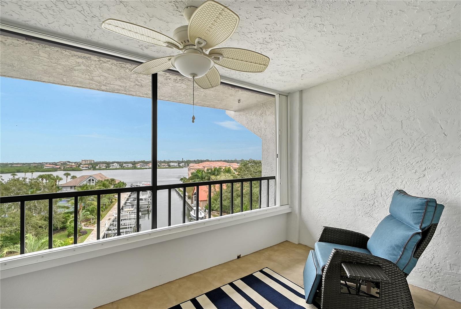 5911 MIDNIGHT PASS RD #504