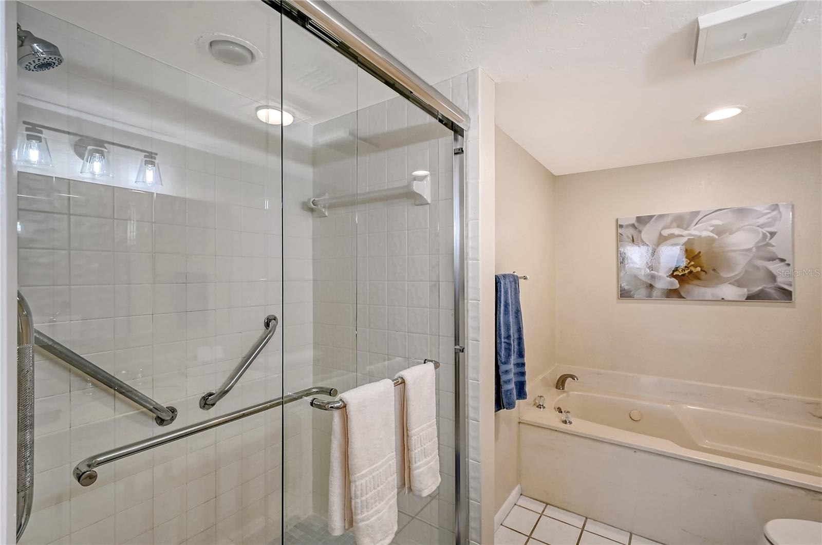 5911 MIDNIGHT PASS RD #504