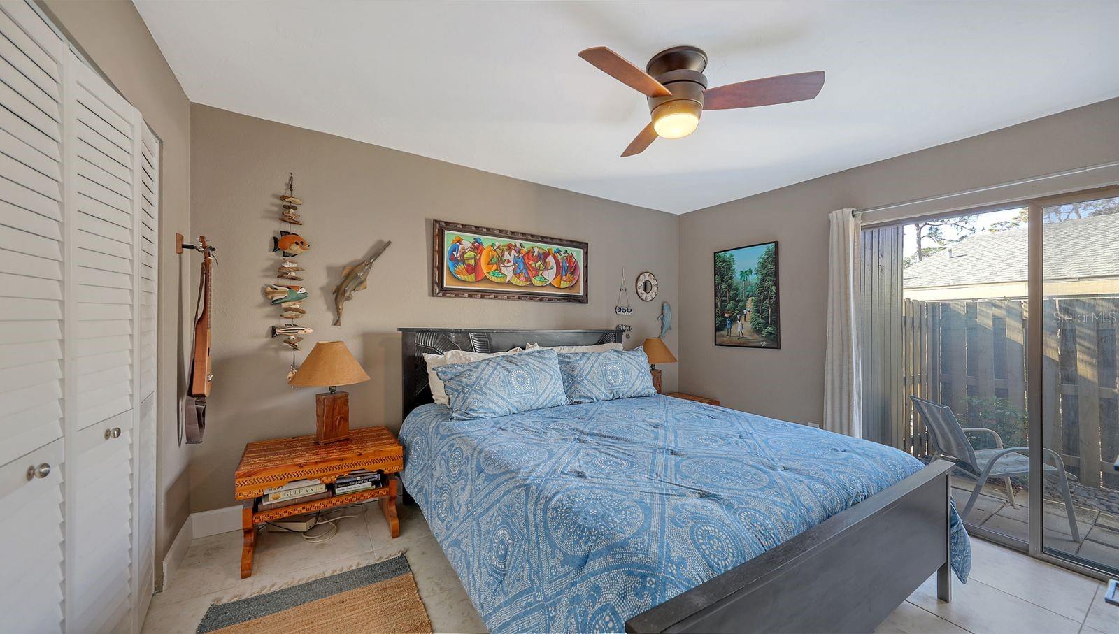 225 WOODLAND DR