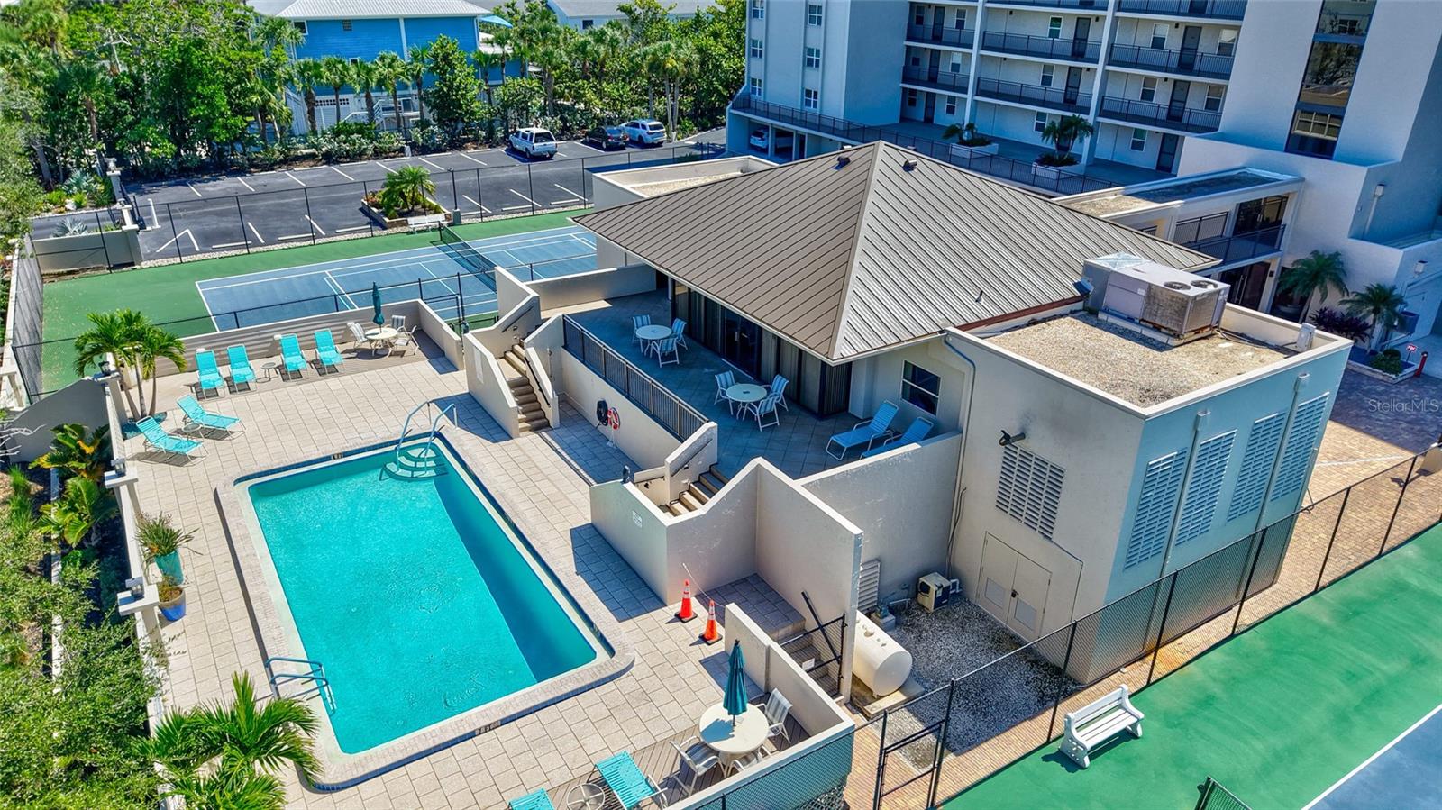 420 BEACH RD #203
