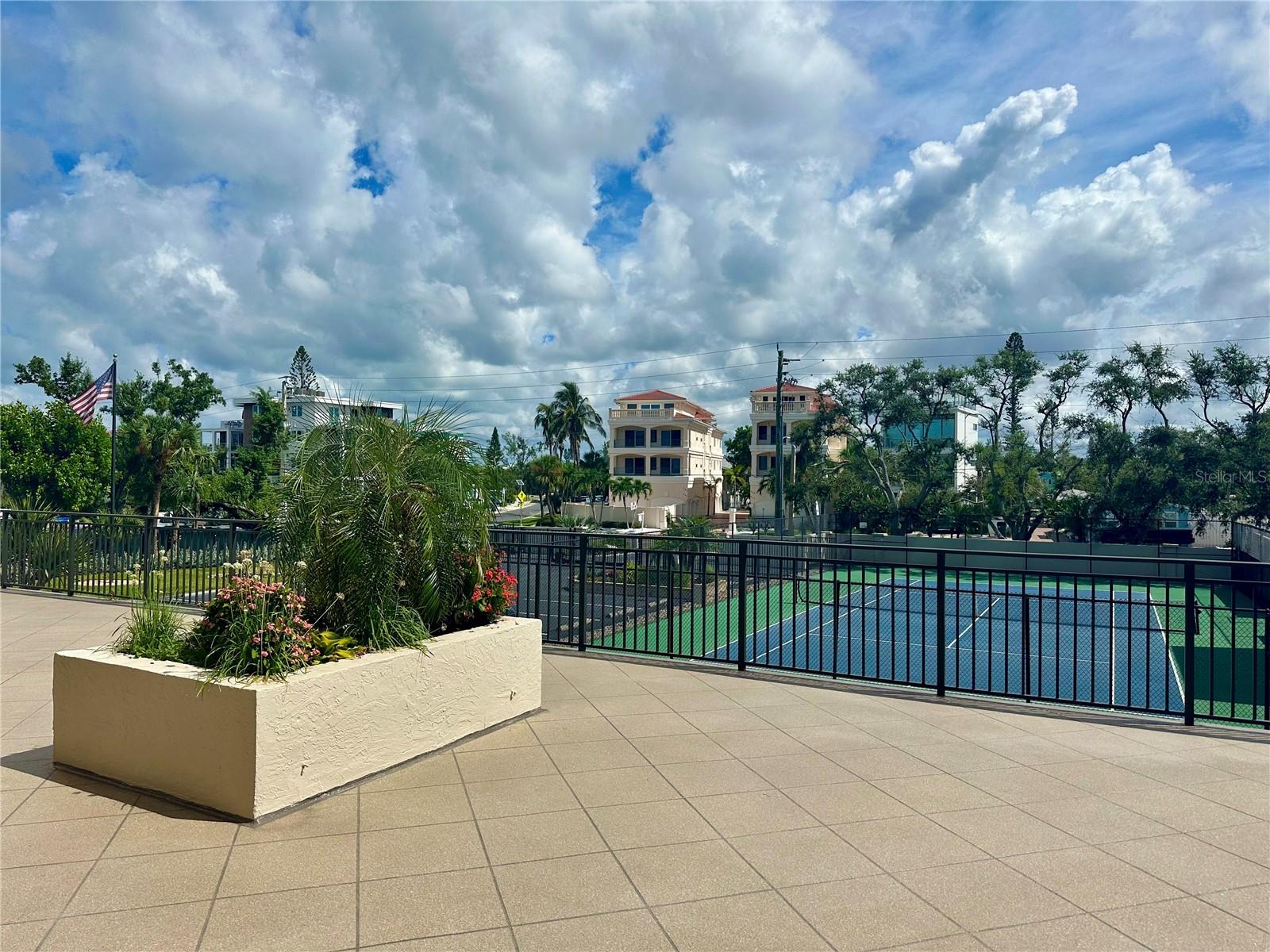 420 BEACH RD #203