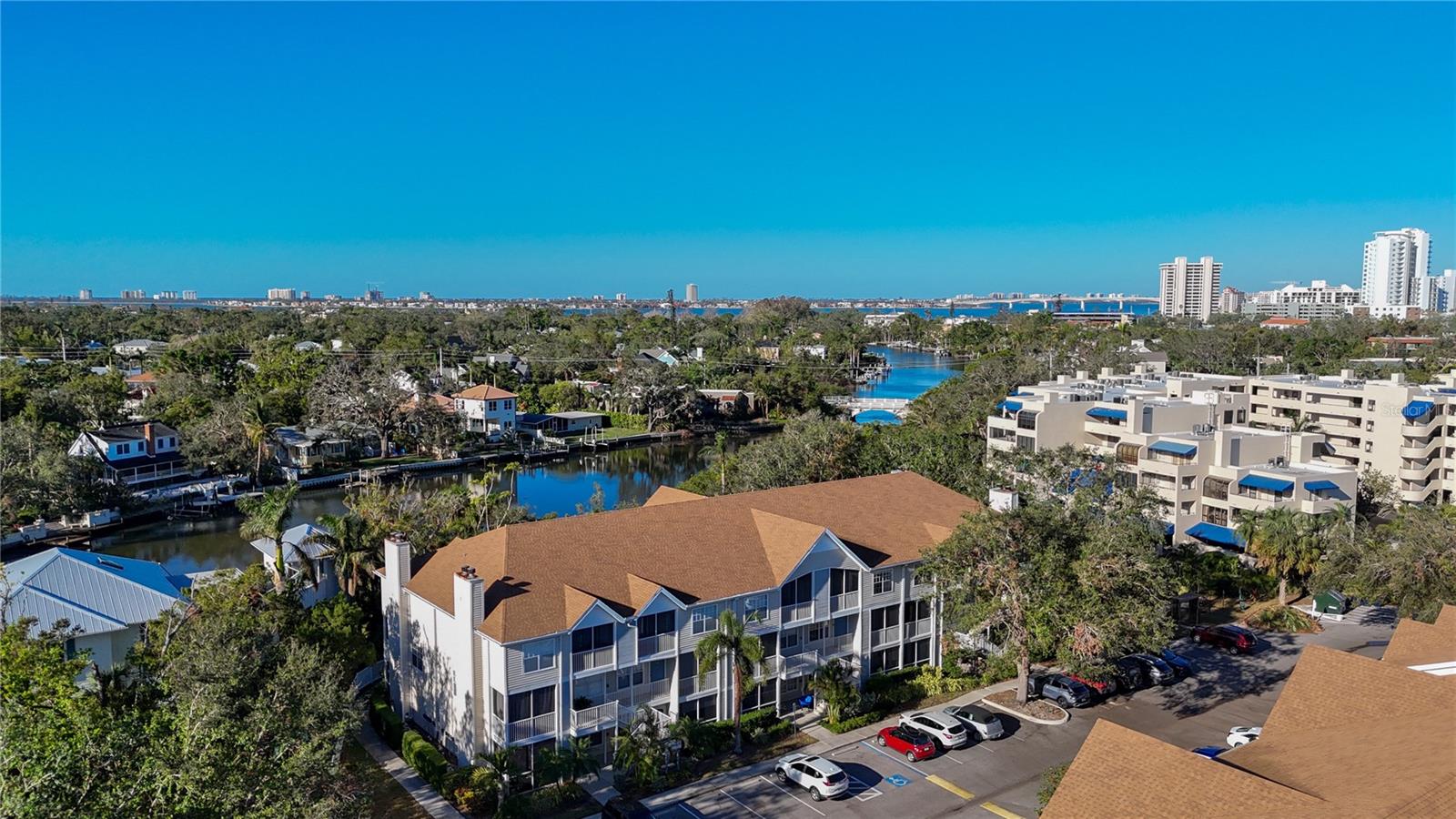 850 S TAMIAMI TRL #402