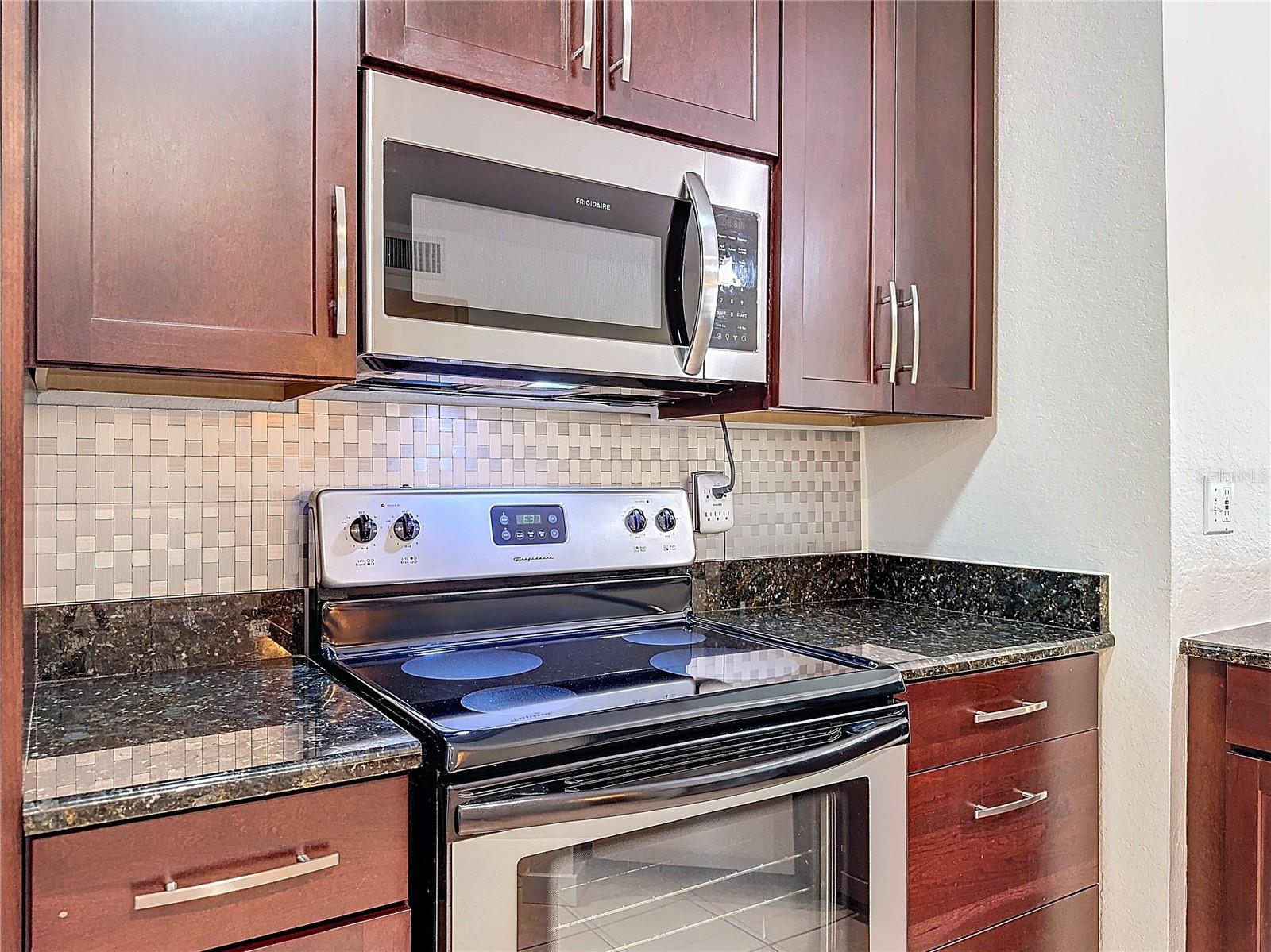 850 S TAMIAMI TRL #402