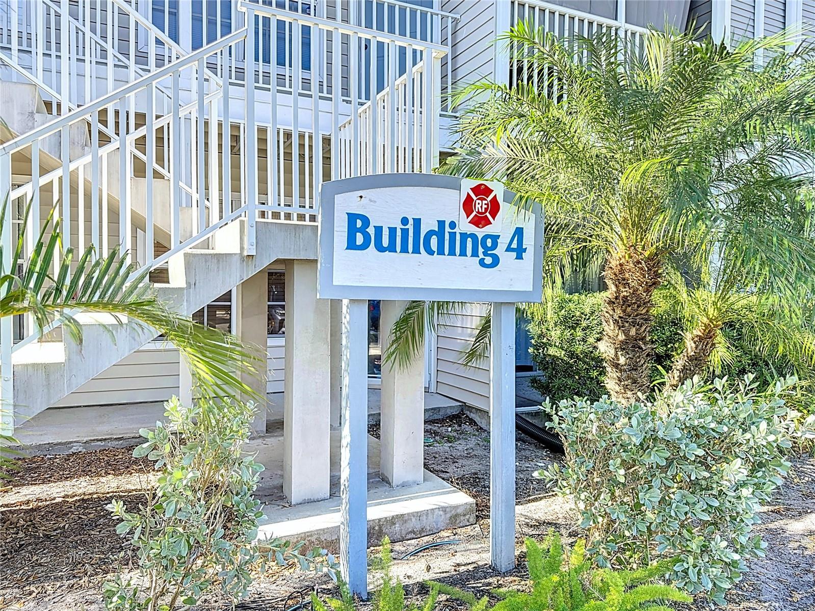 850 S TAMIAMI TRL #402