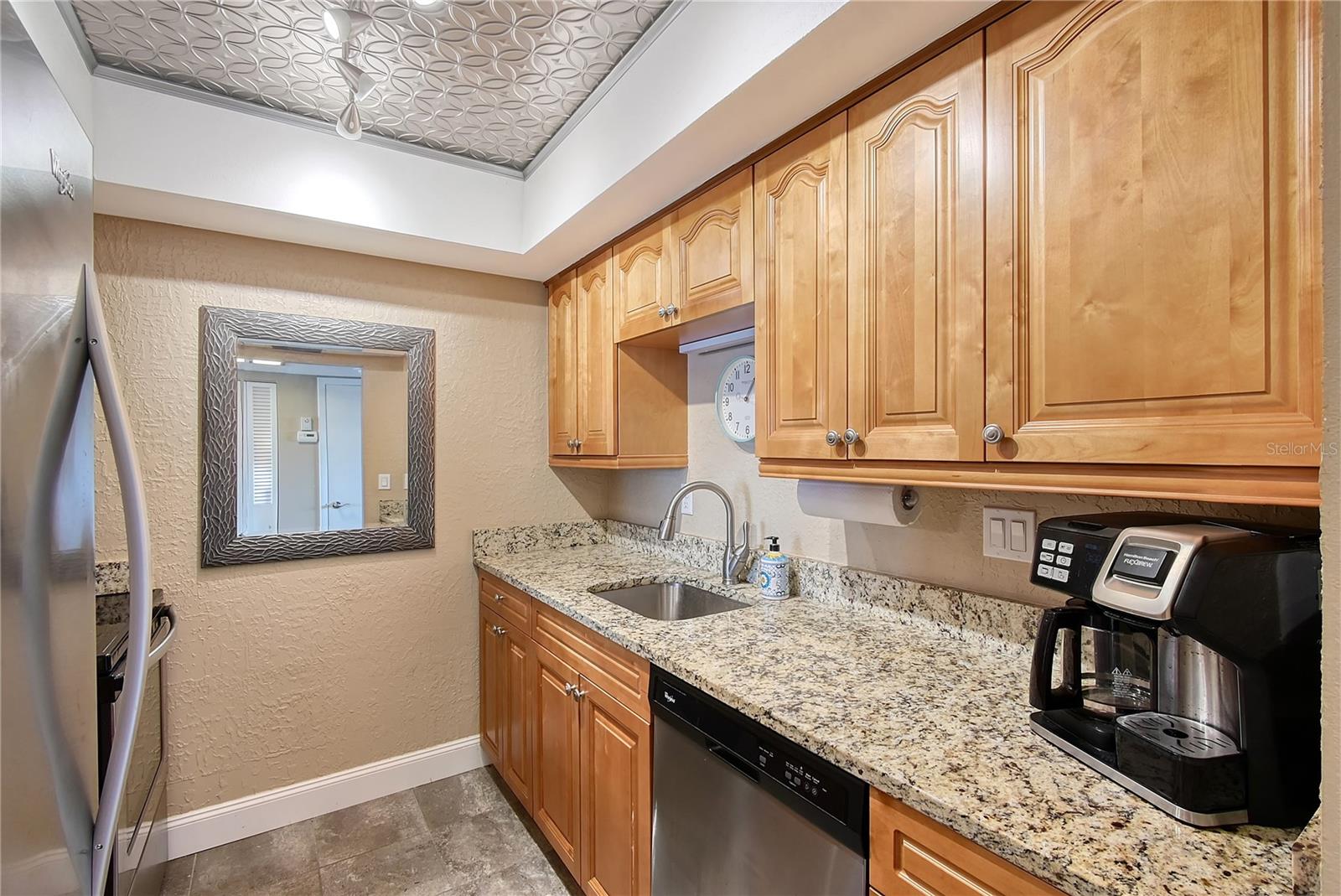 8625 MIDNIGHT PASS RD #505B