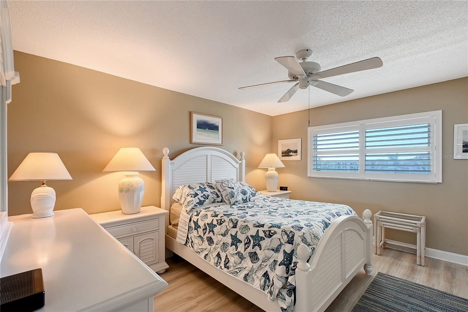 8625 MIDNIGHT PASS RD #505B