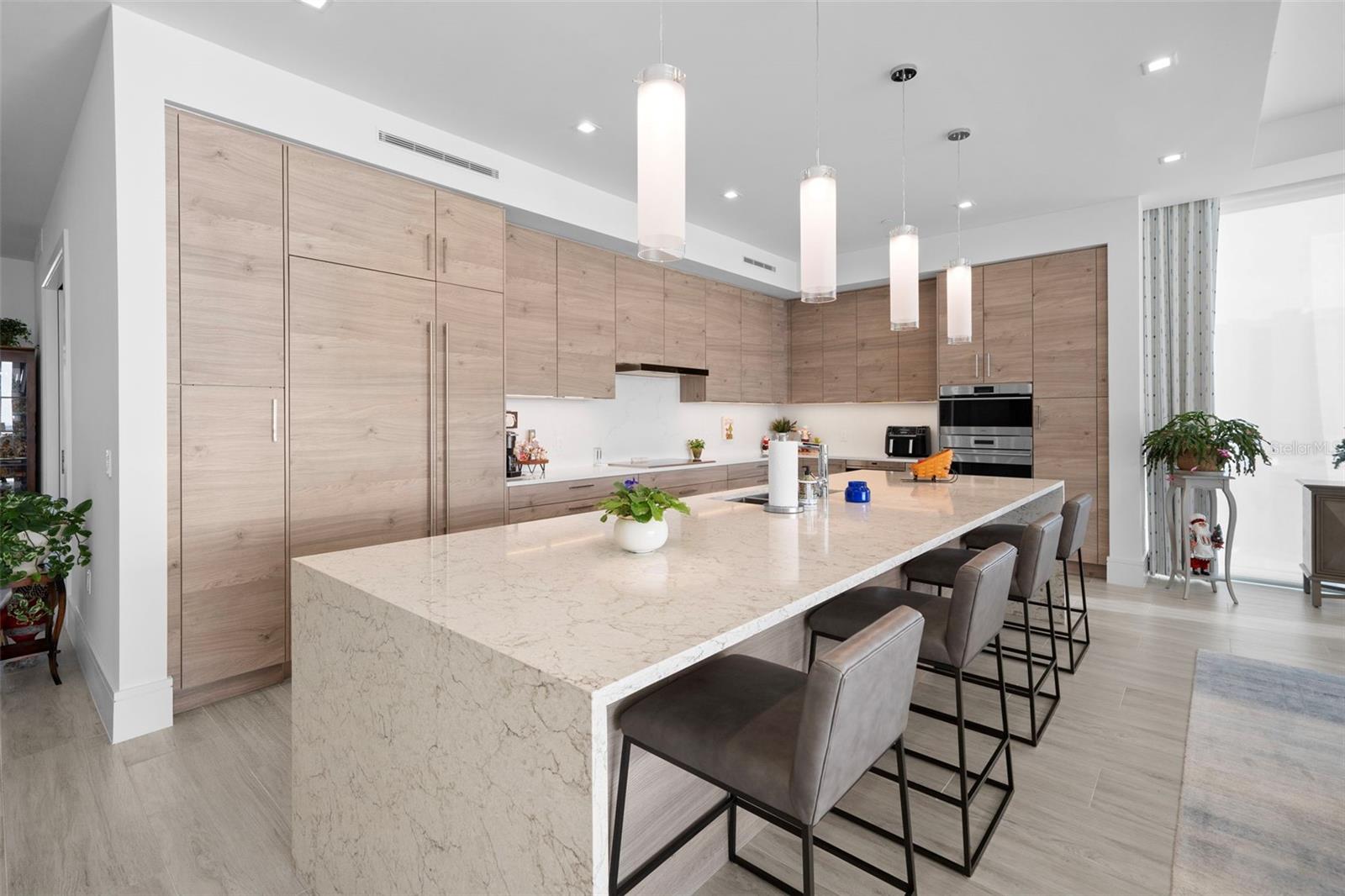401 QUAY COMMONS #901