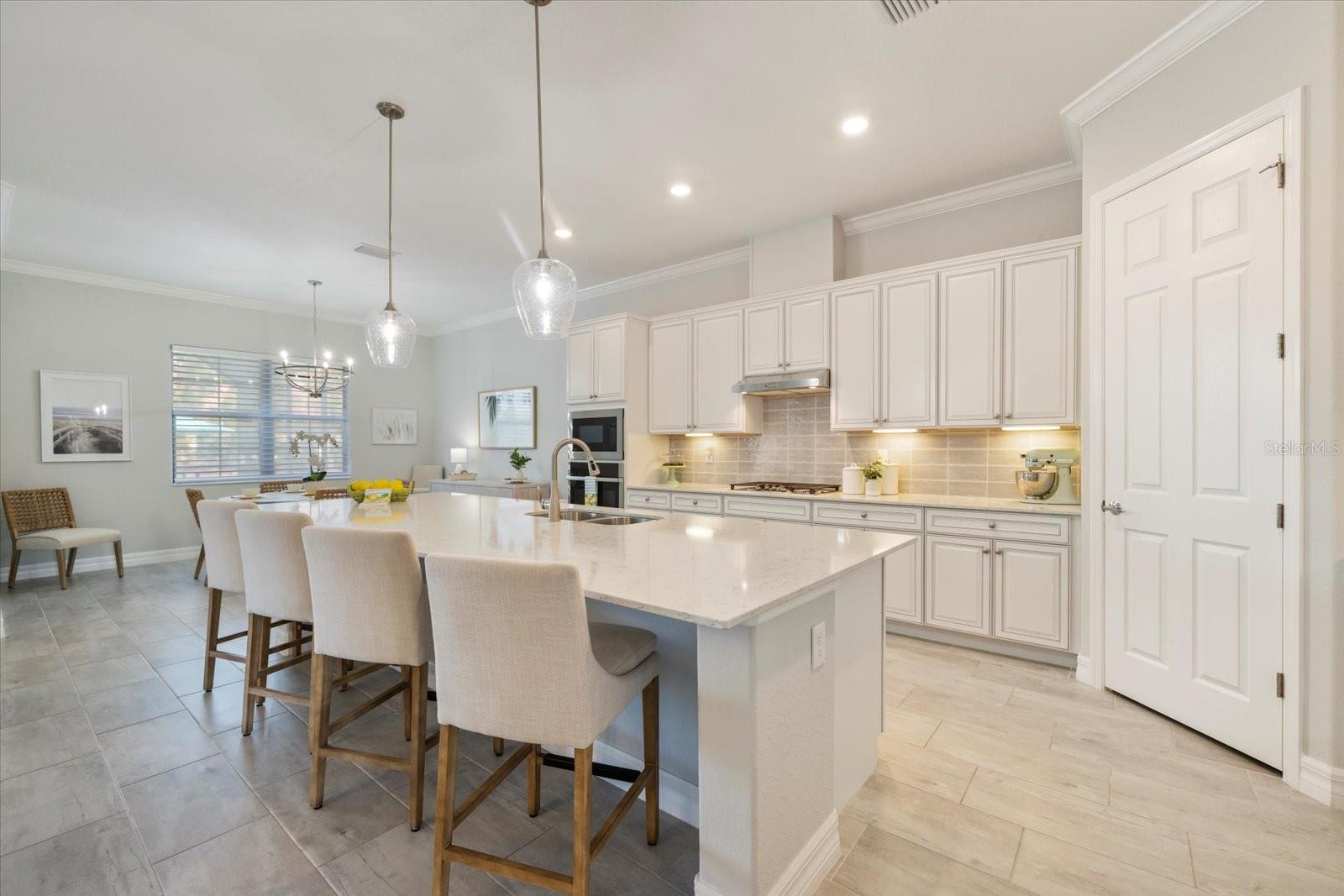 7130 WHITTLEBURY TRL