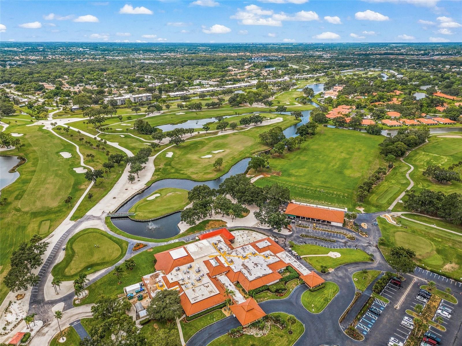 6946 W COUNTRY CLUB DR N