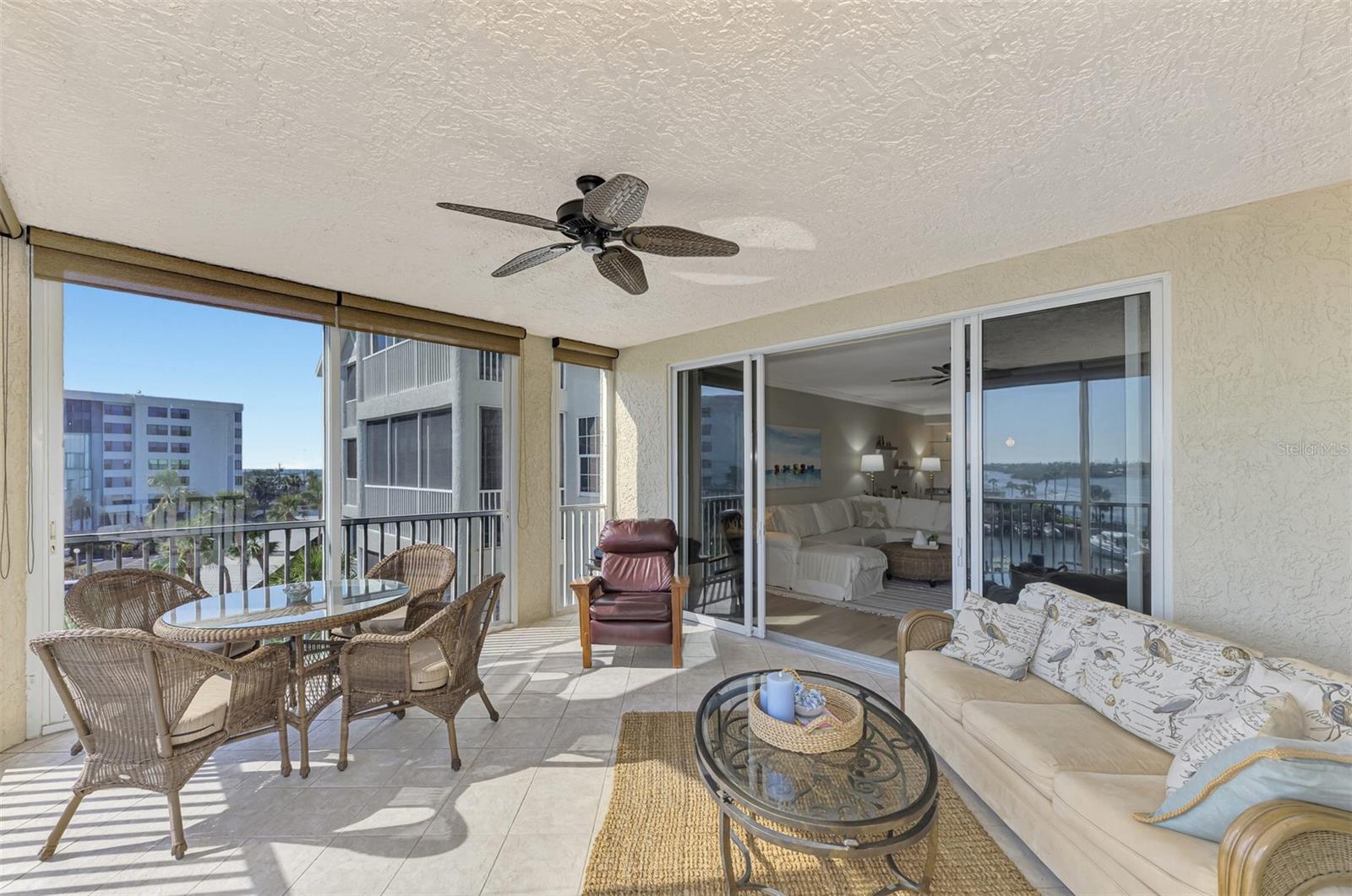 1260 DOLPHIN BAY WAY #402