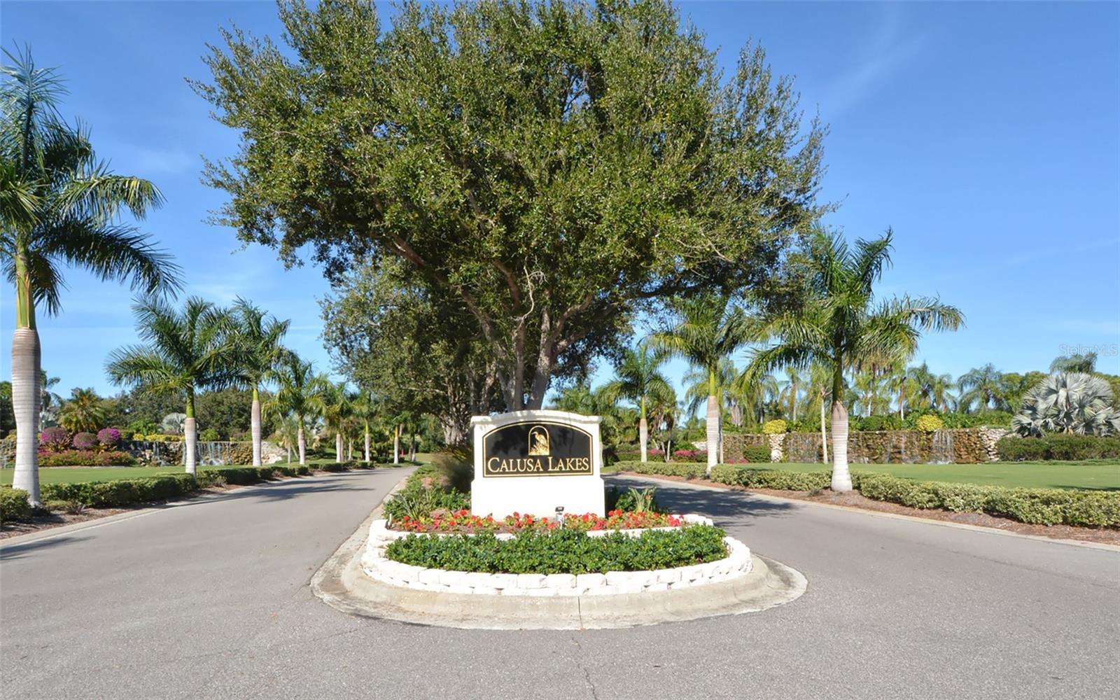 1965 WHITE FEATHER LN