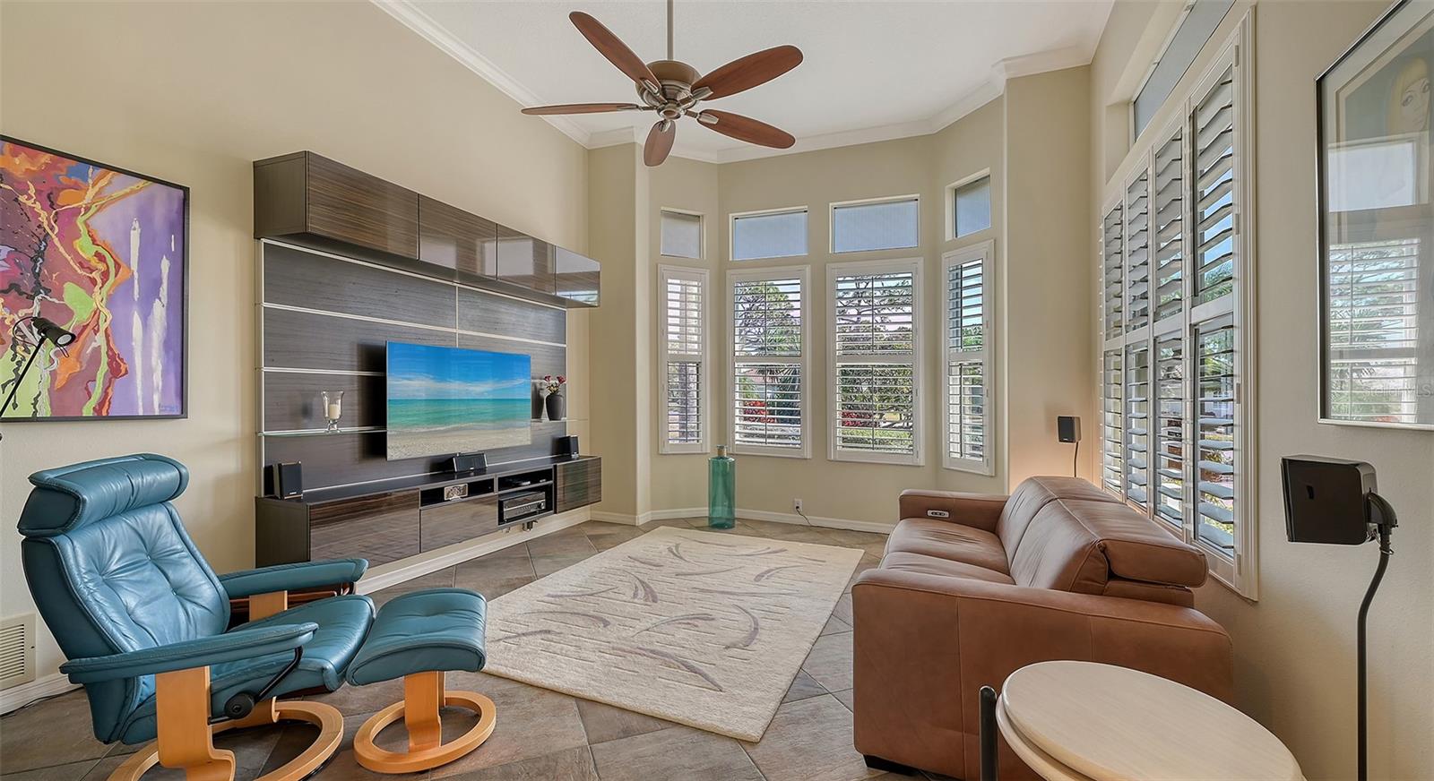 1965 WHITE FEATHER LN