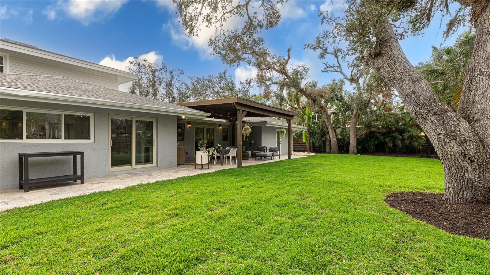 3348 S SECLUSION DR