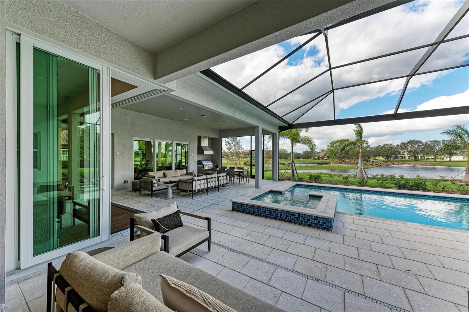 3761 FOUNDERS CLUB DR