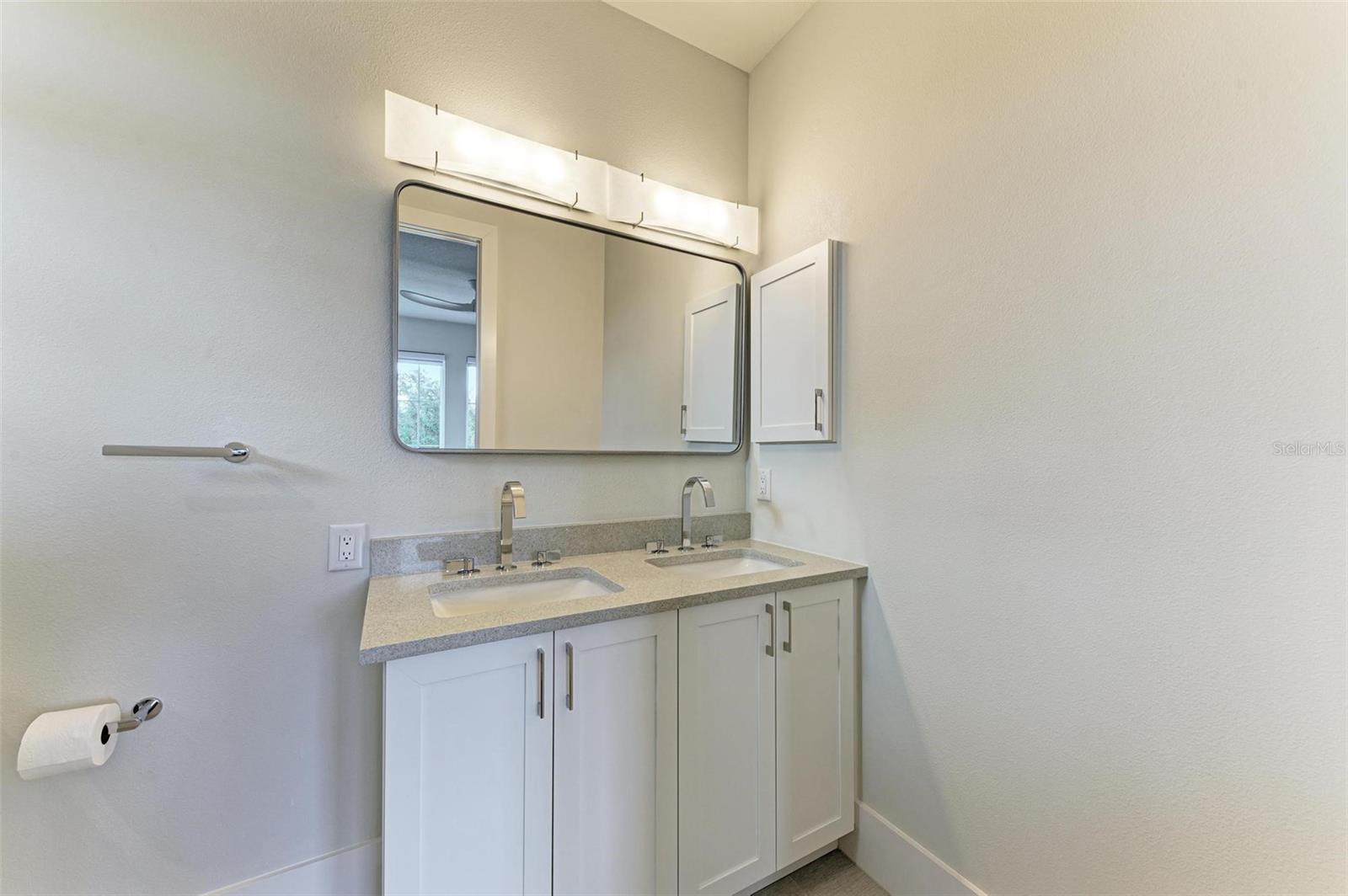 3761 FOUNDERS CLUB DR