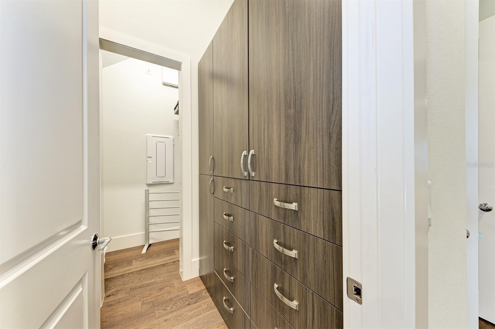 3761 FOUNDERS CLUB DR