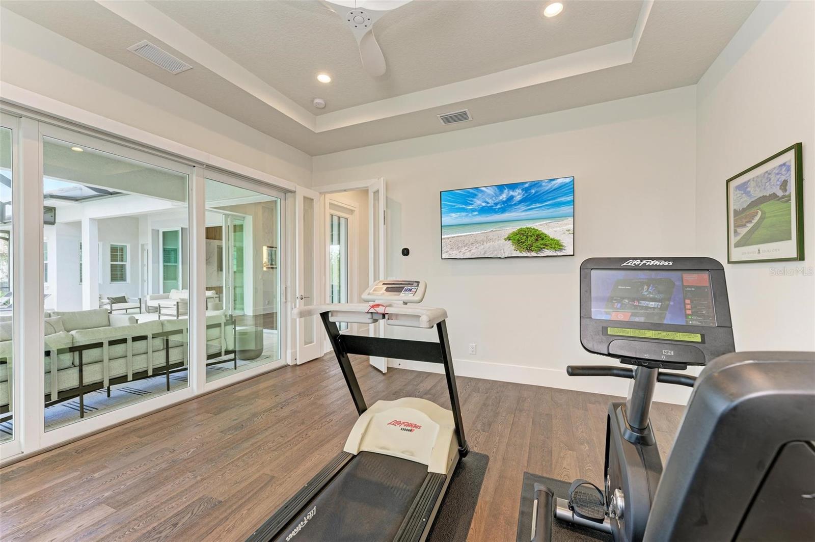 3761 FOUNDERS CLUB DR