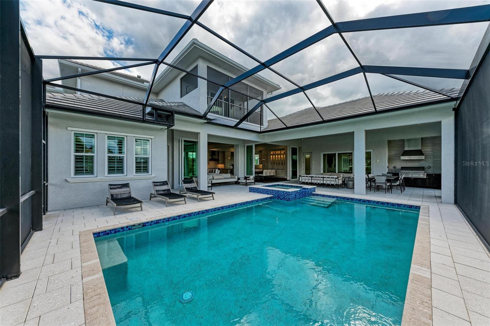 3761 FOUNDERS CLUB DR