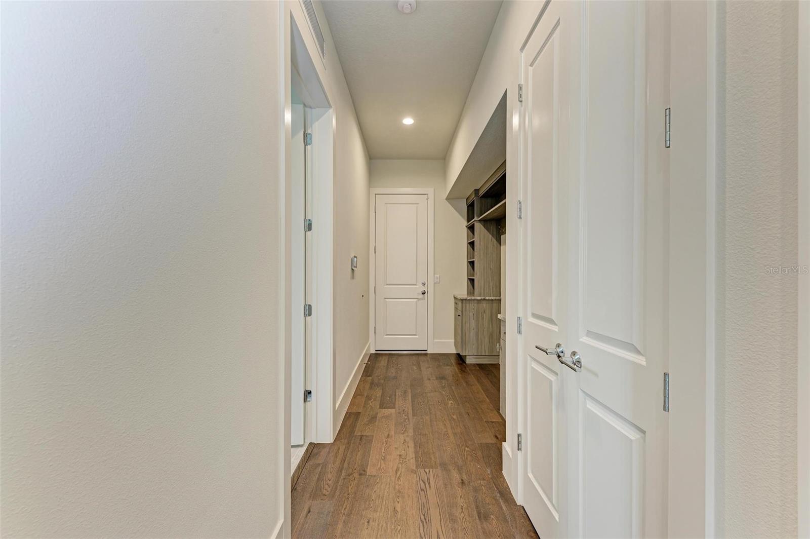 3761 FOUNDERS CLUB DR