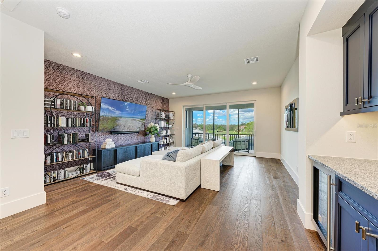 3761 FOUNDERS CLUB DR